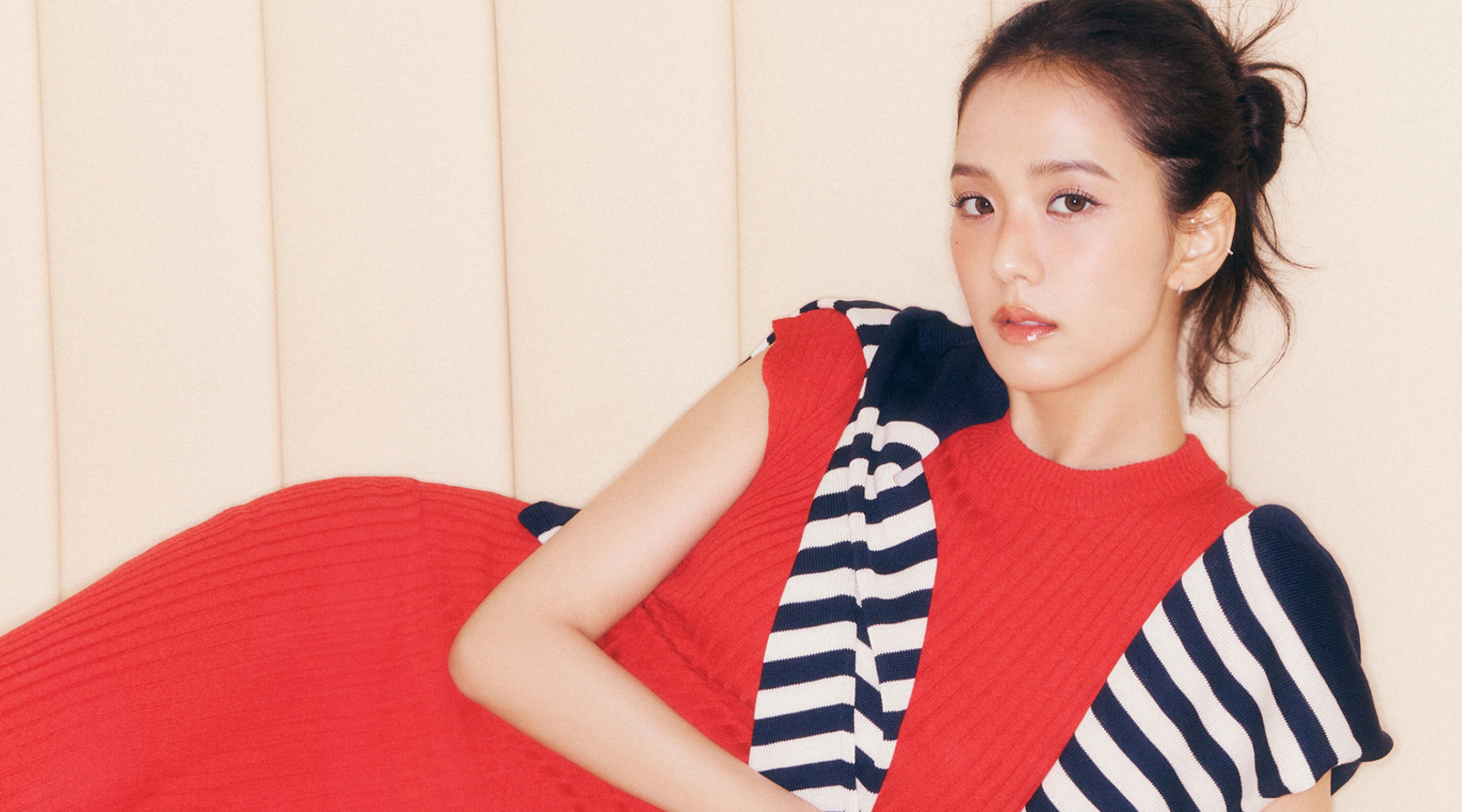 Tommy Hilfiger featuring Jisoo