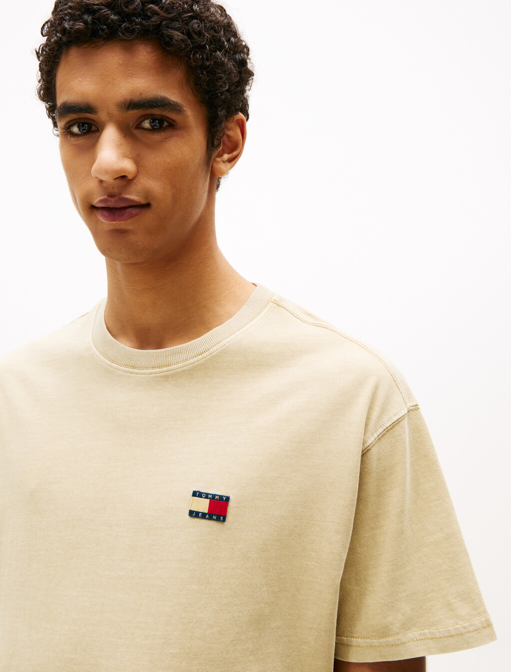 Woven Badge Relaxed T-Shirt, Relic Tan Tonal, hi-res