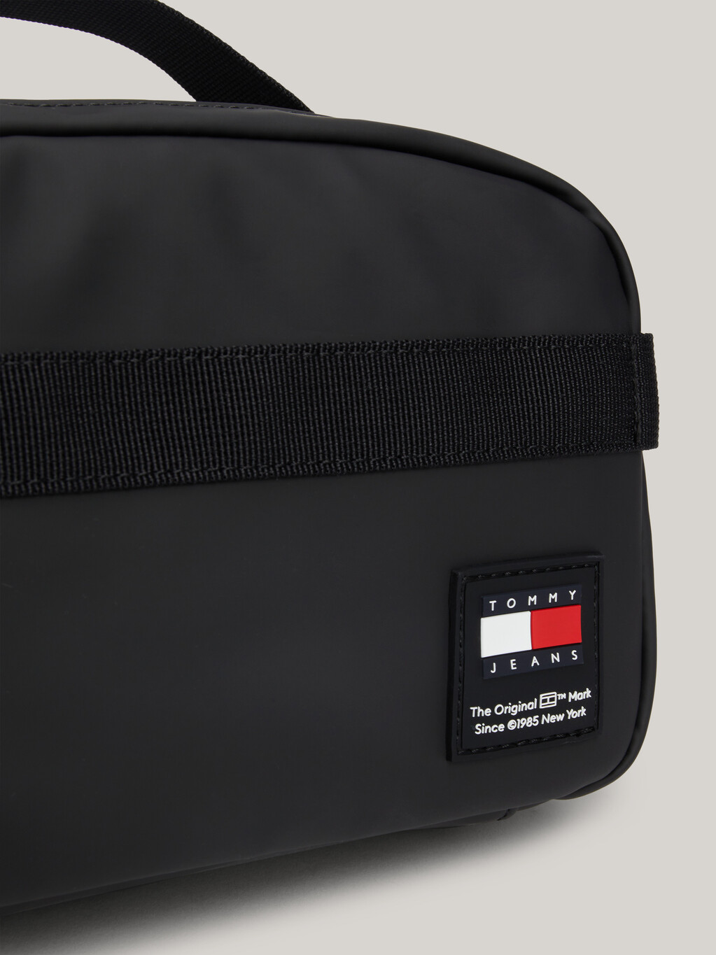 Essential Tonal Logo Small Bum Bag, Black, hi-res