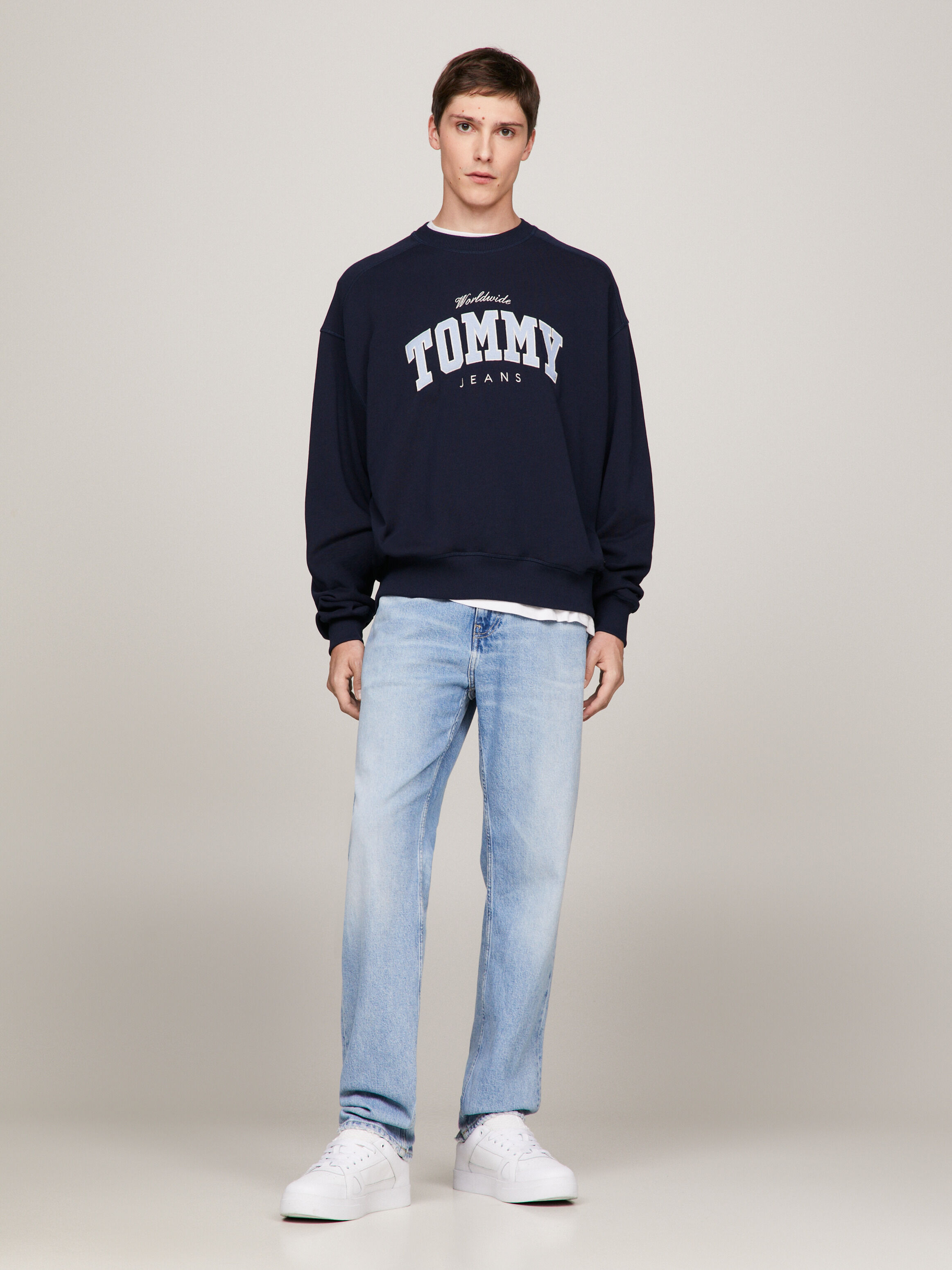 Tommy jeans navy sweatshirt store