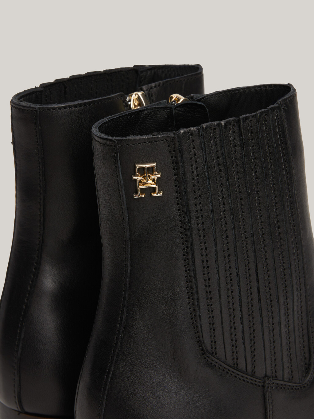 Essential Leather Block Heel Ankle Boots, Black, hi-res