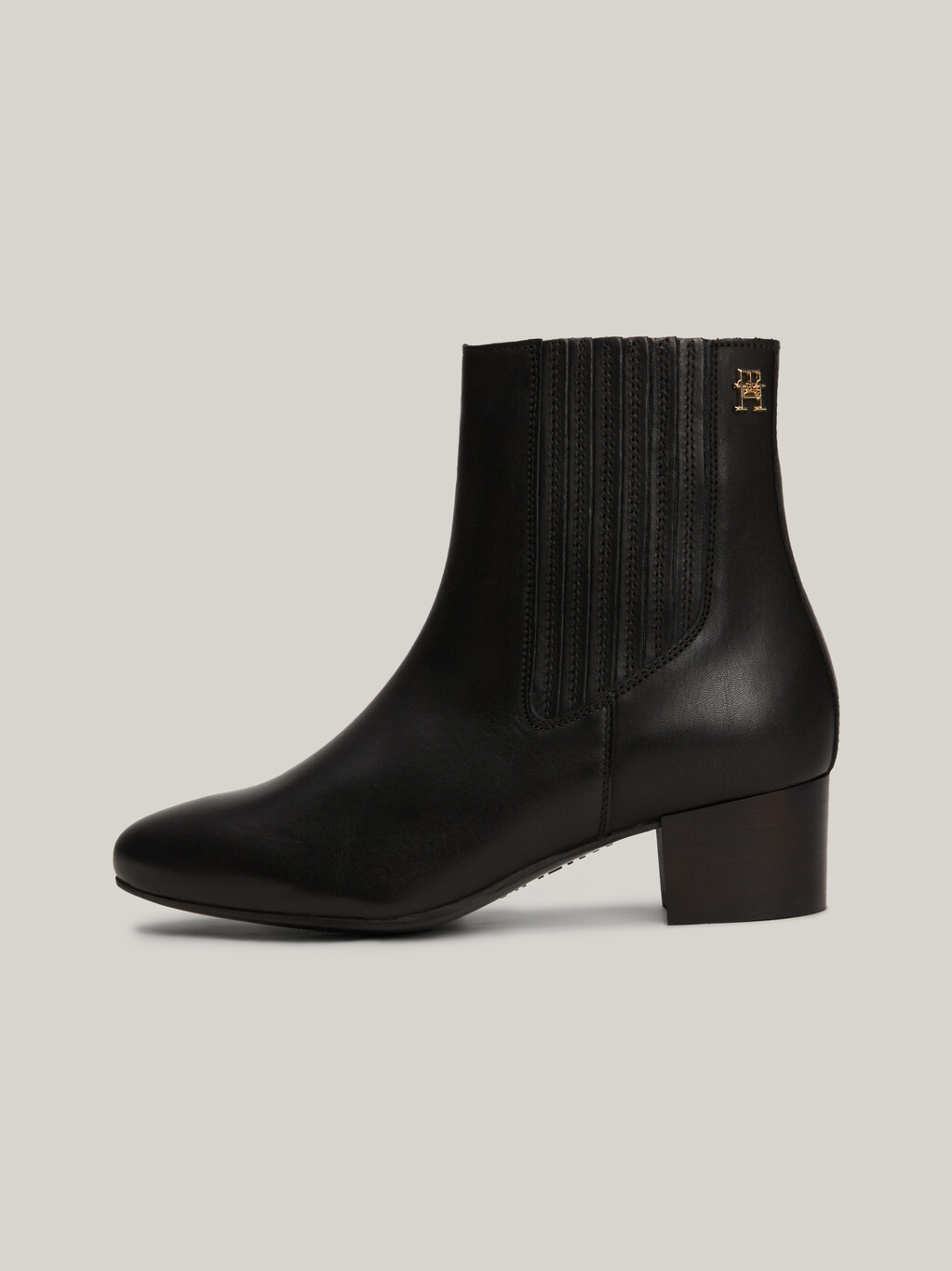 Essential Leather Block Heel Ankle Boots, Black, hi-res