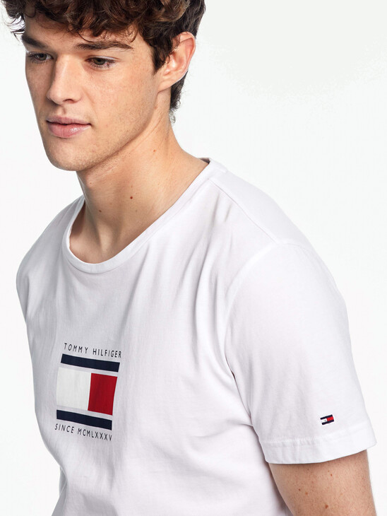 CORPORATE LOGO T-SHIRT CORPORATE LOGO T-SHIRT
