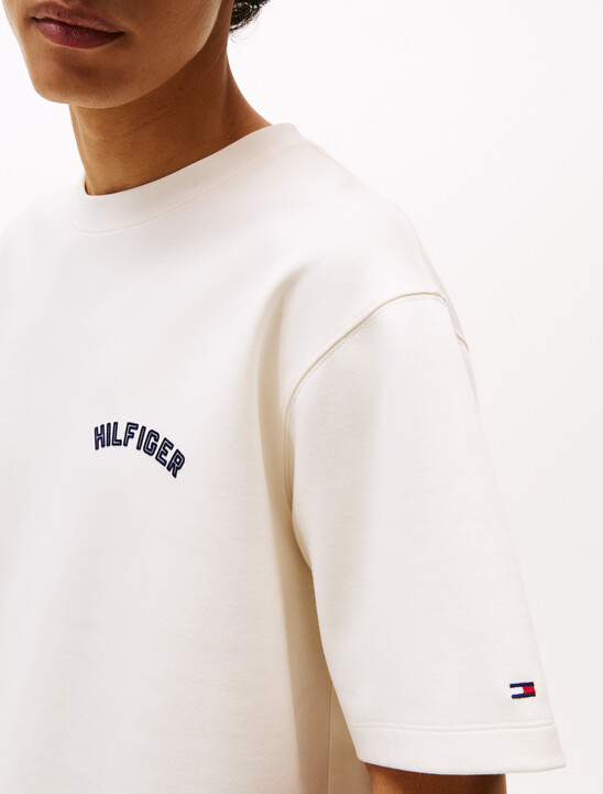 Graphic Short Sleeve Sweatshirt