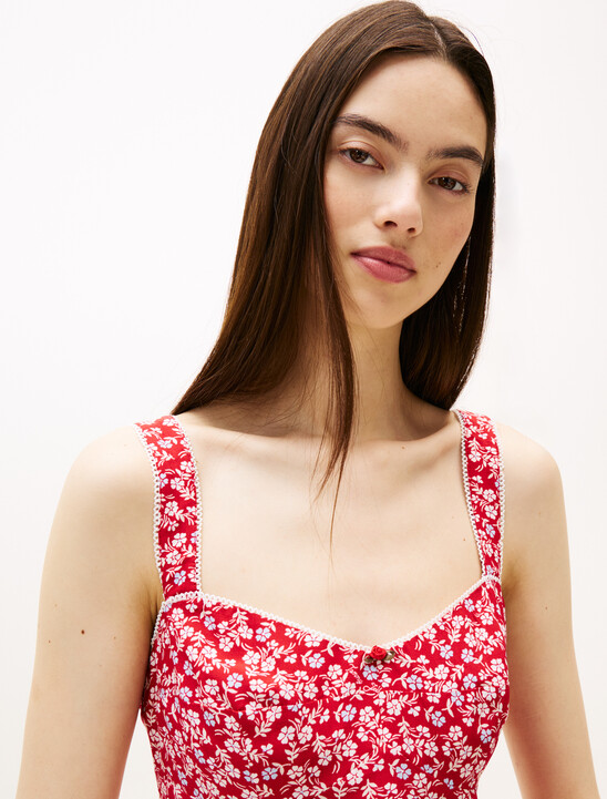 Sleeveless Girlcore Blouse
