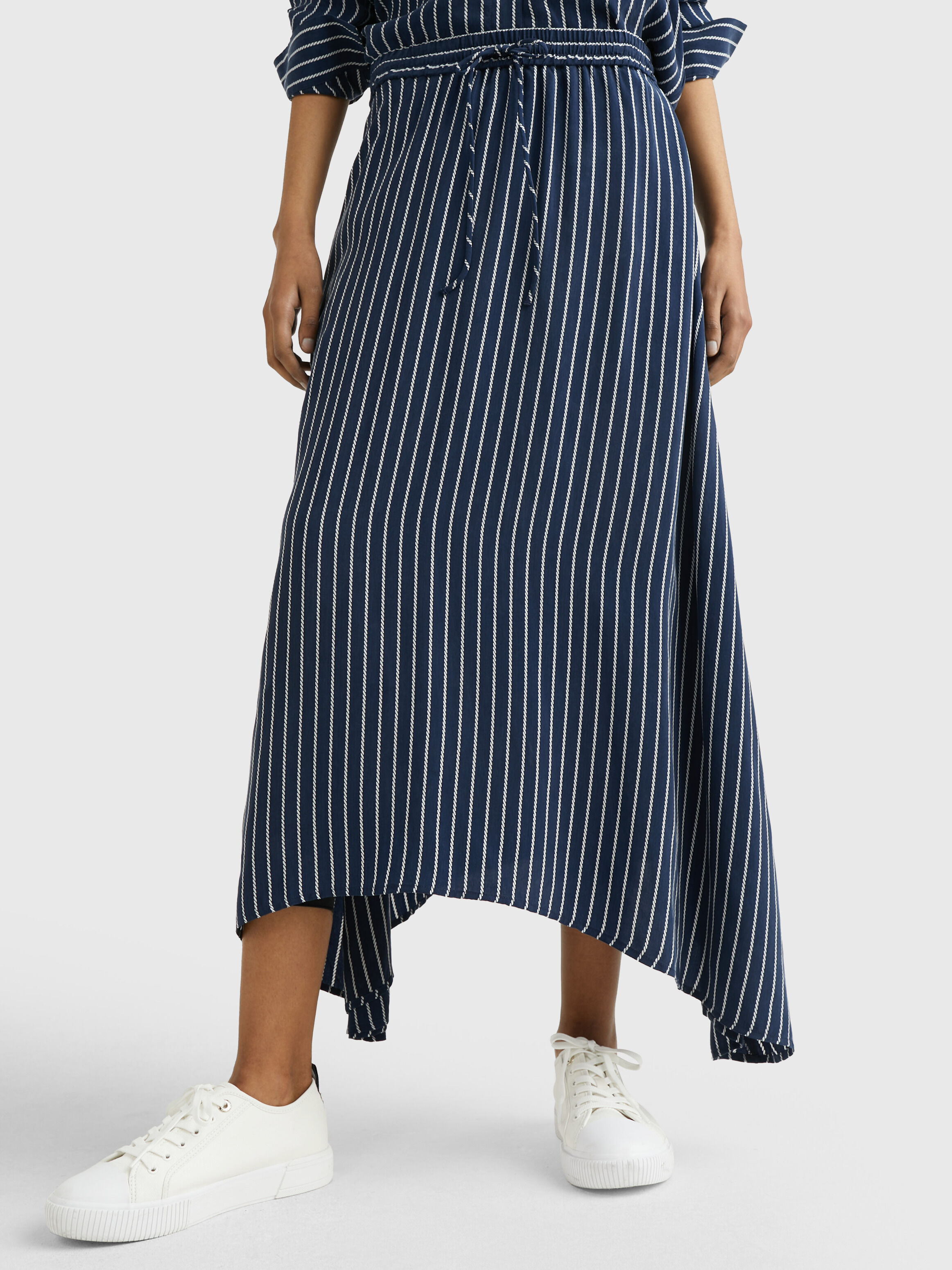 Striped skirt fit discount