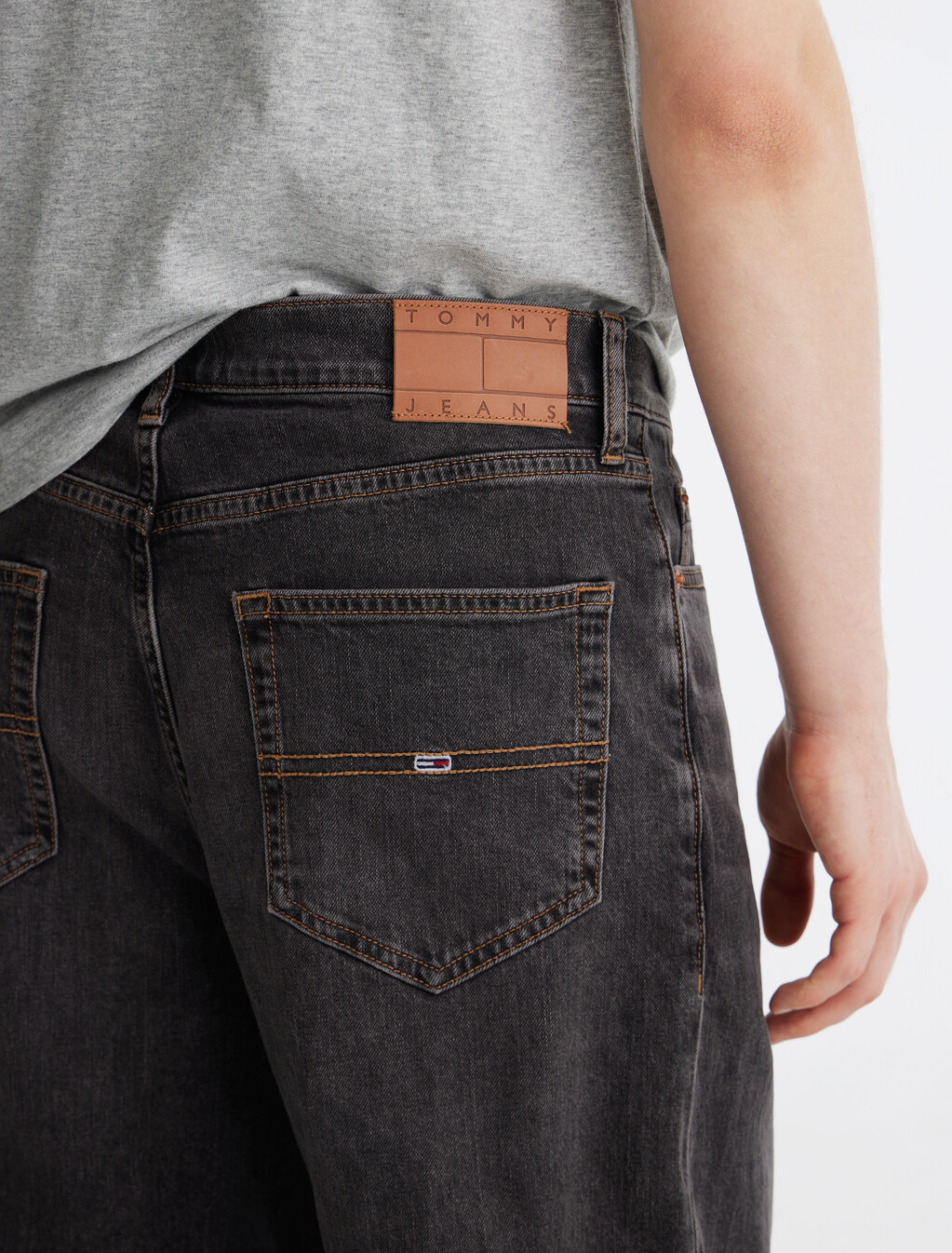Jaimie Relaxed Straight Jeans, Denim Black, hi-res