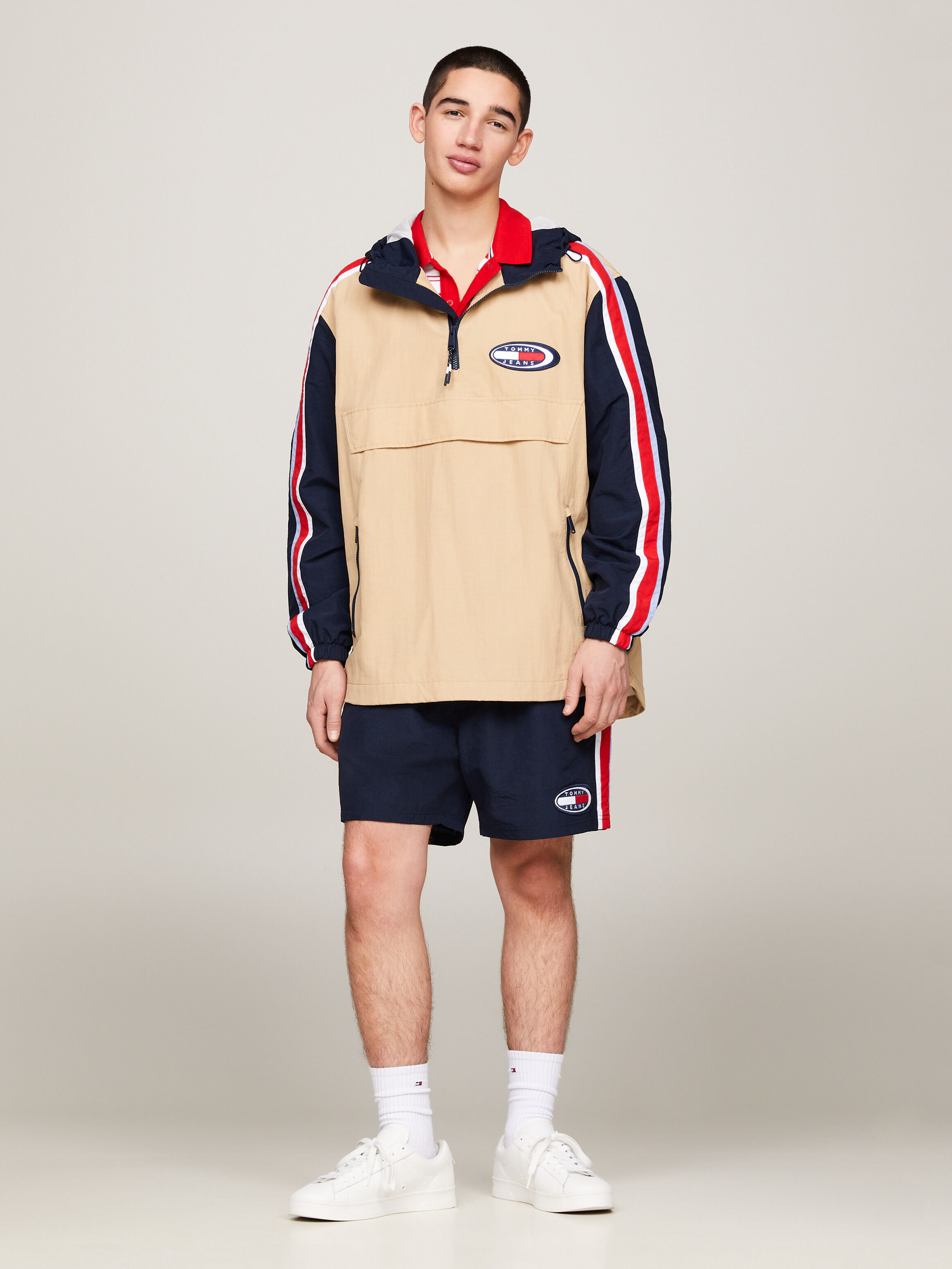 Tommy jeans graphic popover deals