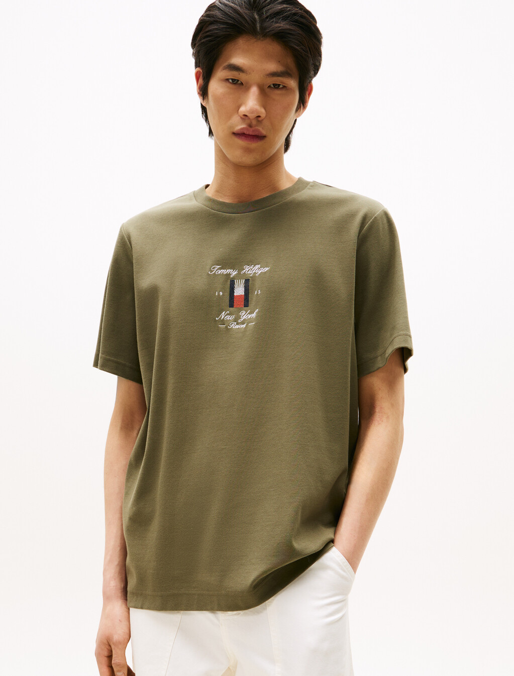 季節主打標誌 T 恤, Battle Green, hi-res