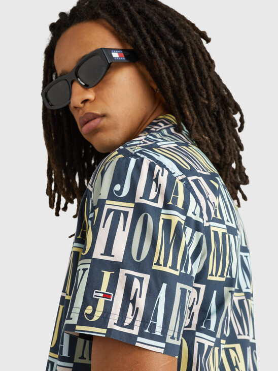 Logo Classic Fit Short Sleeve Shirt