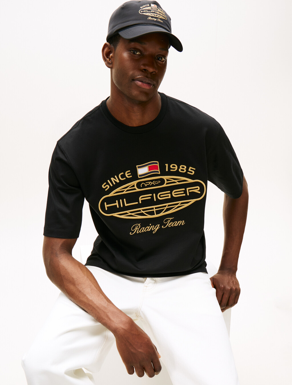 The APXGP Collection Relaxed Logo T-Shirt, Black, hi-res