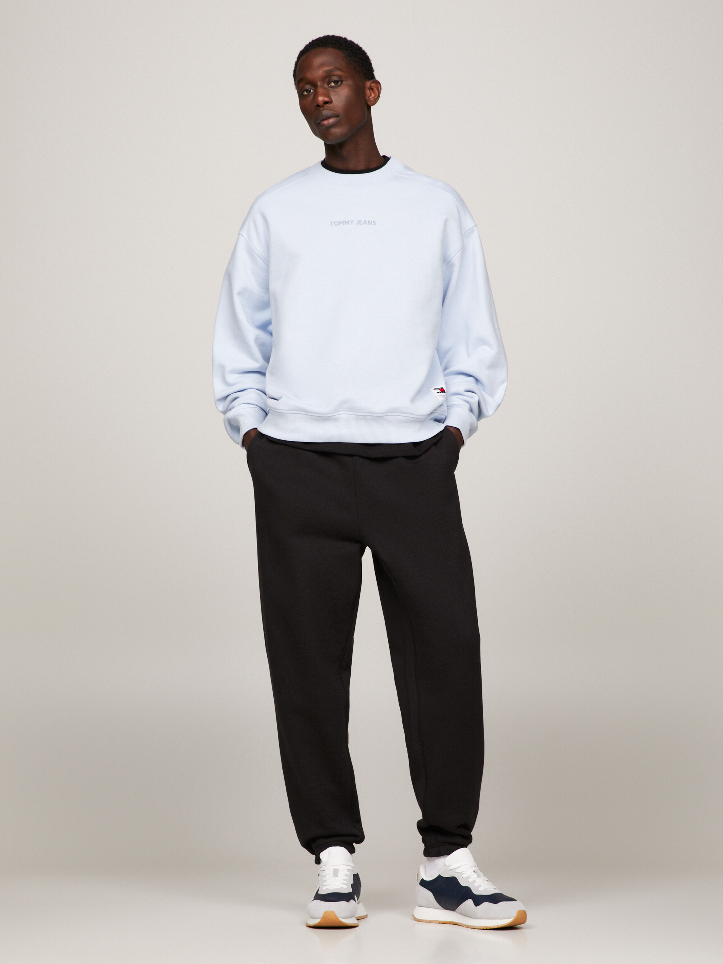 Tommy classics logo sweatshirt on sale