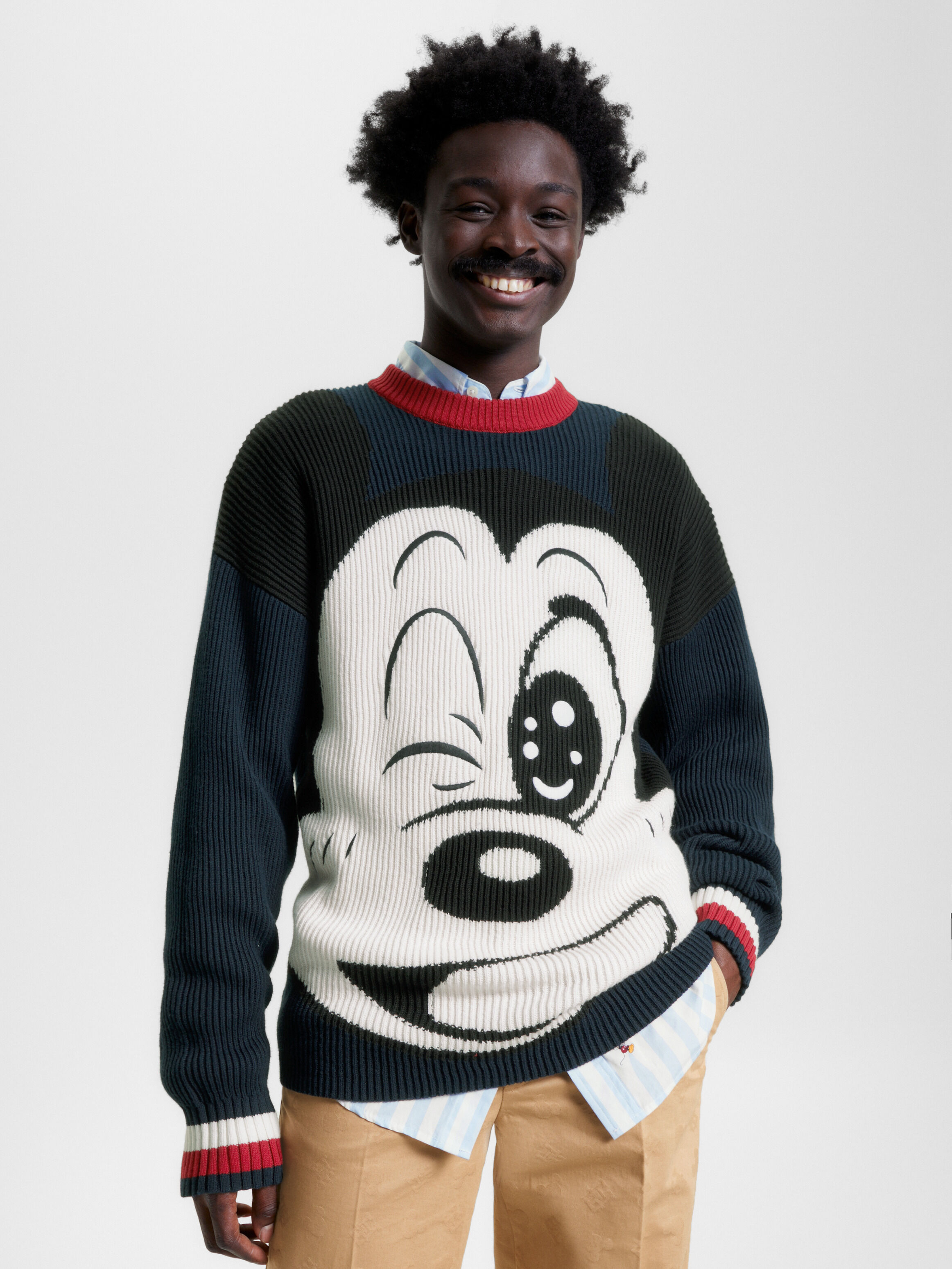 Mickey mouse sweater mens store
