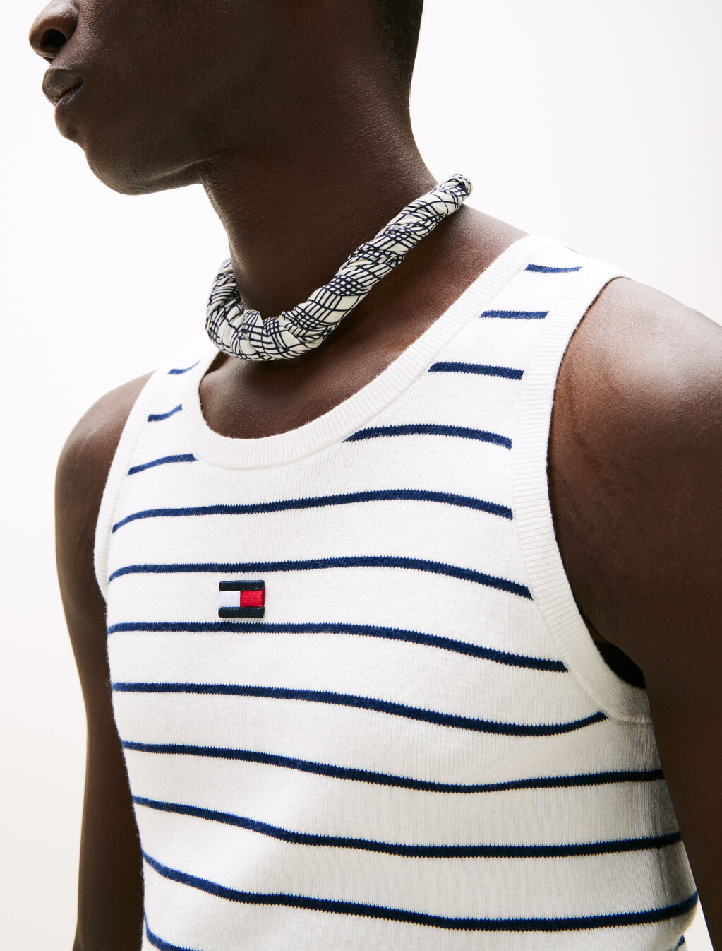 The Runway Collection Slim Vest With Cashmere, Ecru / Carbon Navy Stripe, hi-res