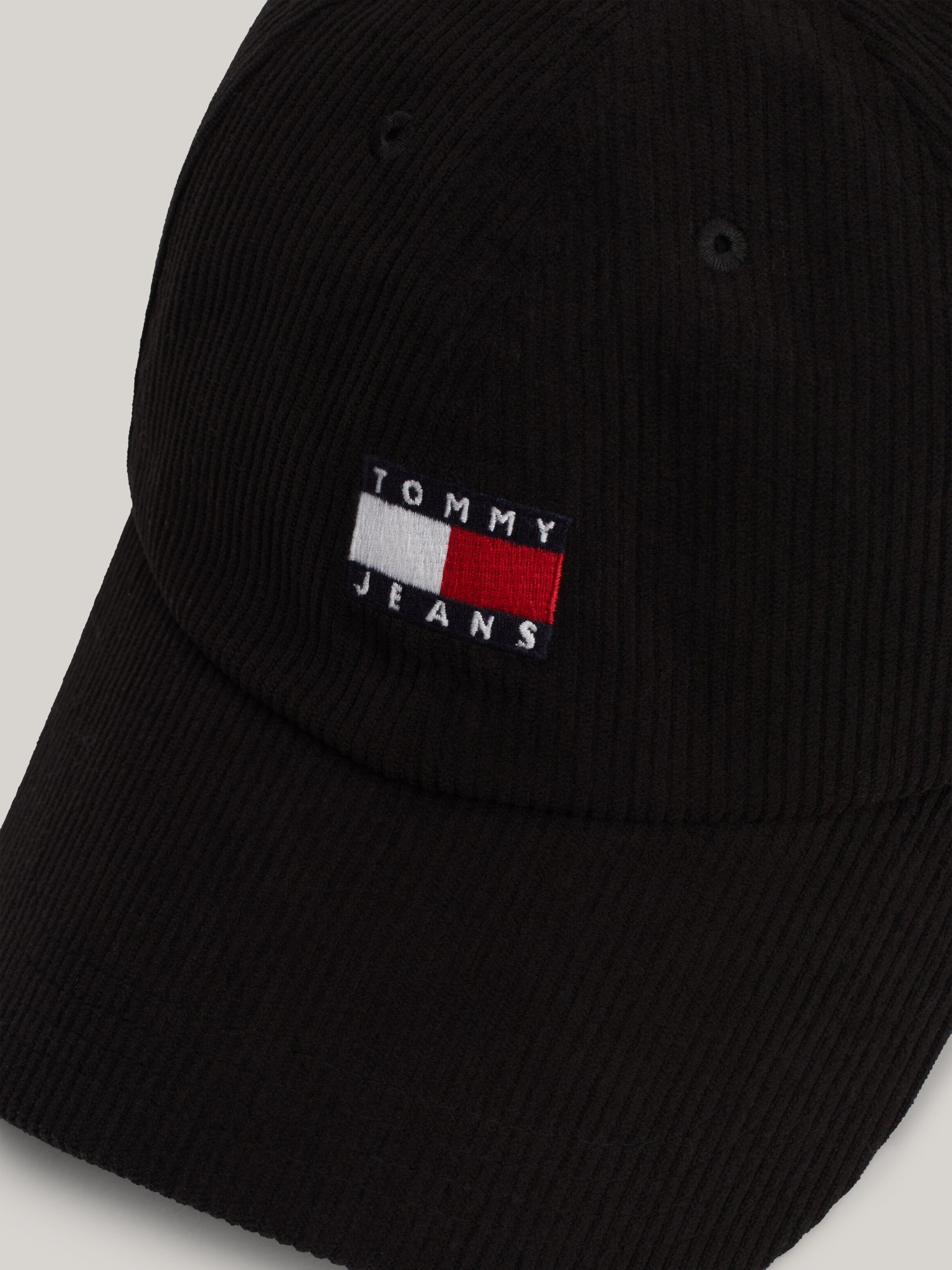 Tommy hilfiger black baseball cap store