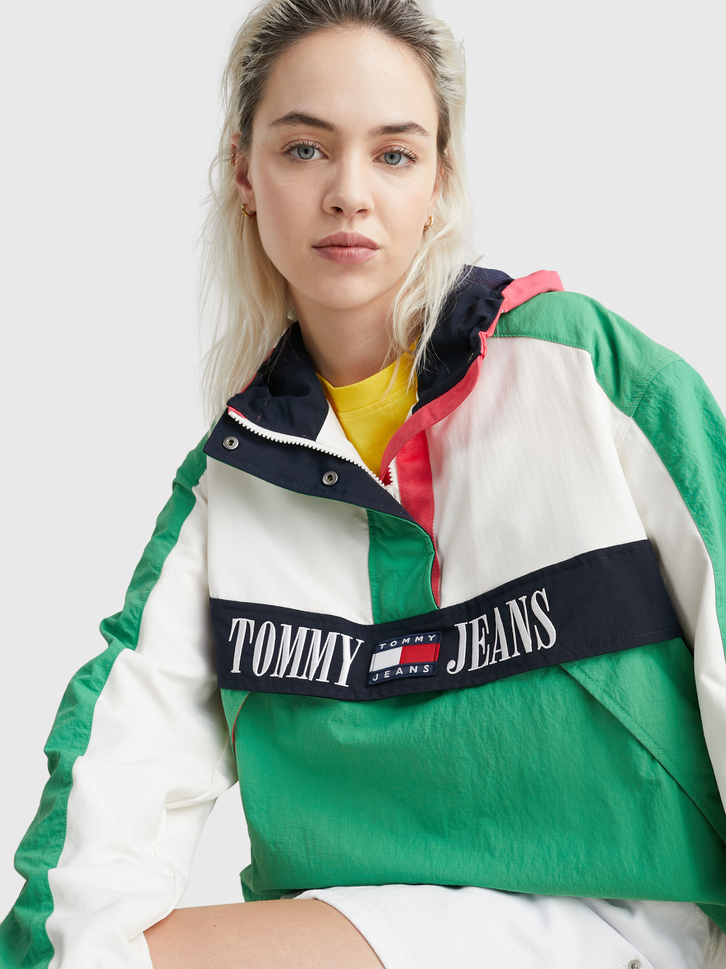 Hooded Archive Chicago Windbreaker Popover Jacket | green | Tommy