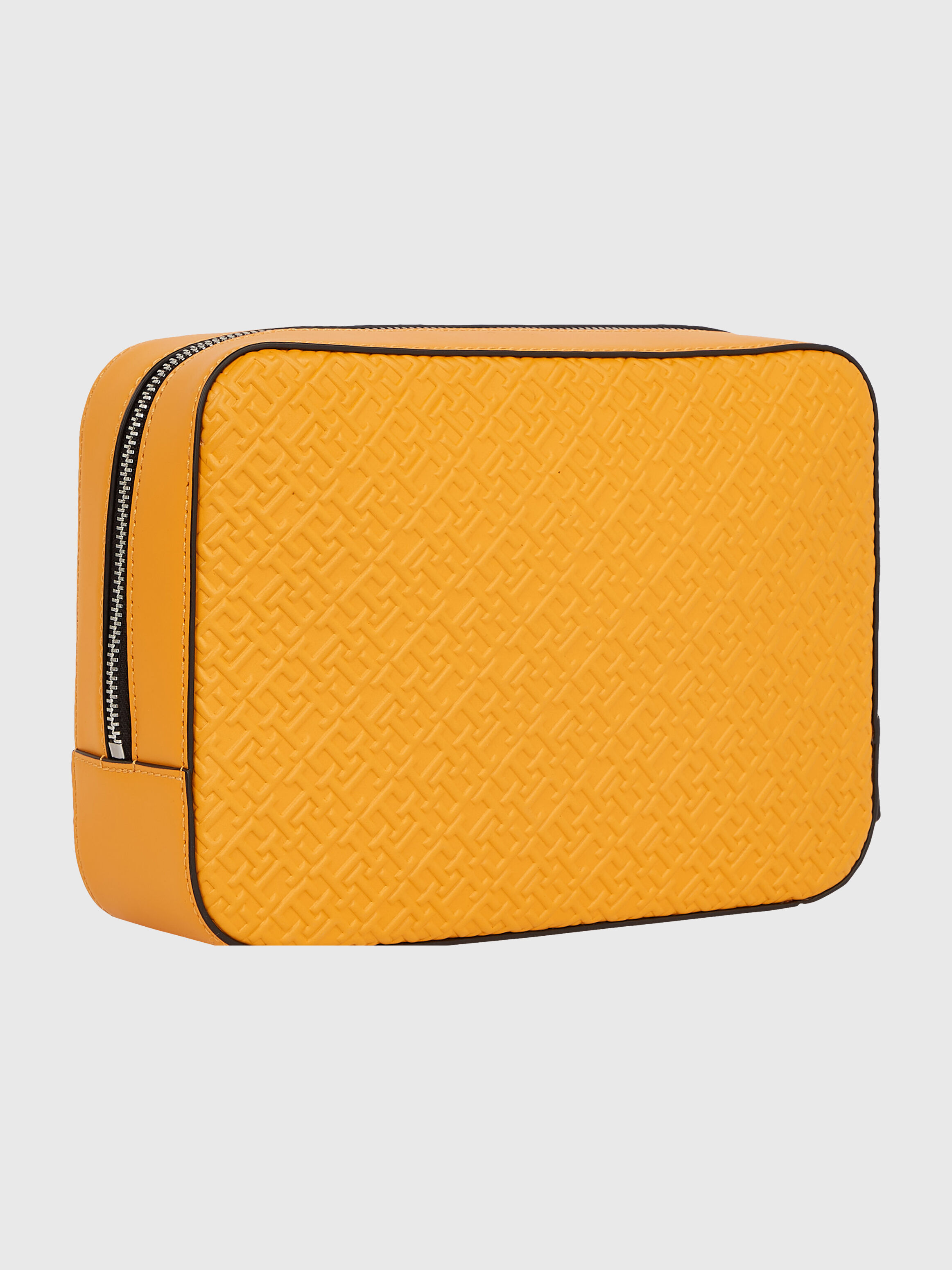 Engraved Waist Bag, Personalized Leather Belt Bag, Belt Bag Unisex With  Monogram, Utility Hip Bag, at Rs 750/piece | Waist Bag in New Delhi | ID:  2850330573748