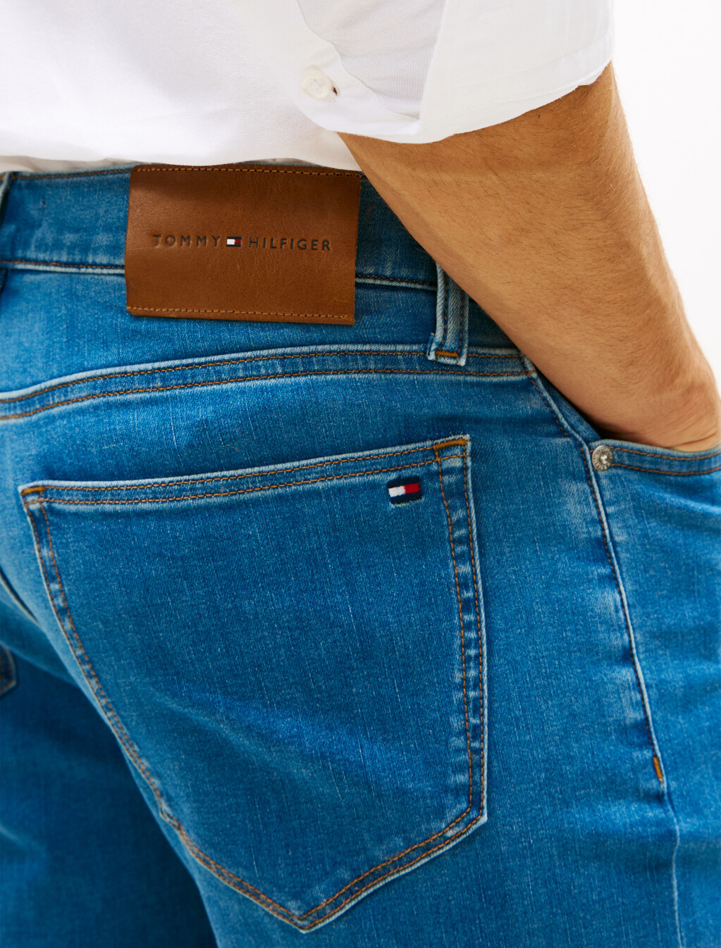 Denton Coolmax Straight Jeans, Med Indigo, hi-res