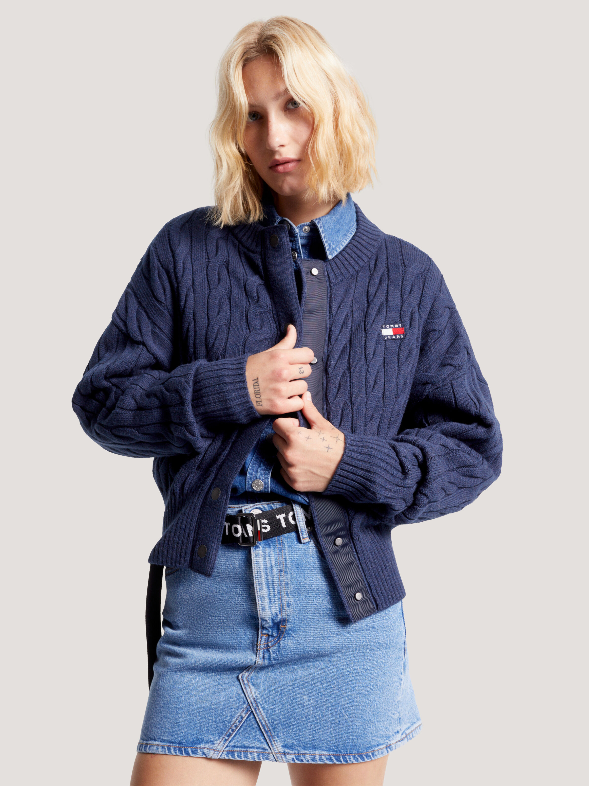 Cable Knit Badge Relaxed Cardigan | | Tommy Hilfiger Hong Kong