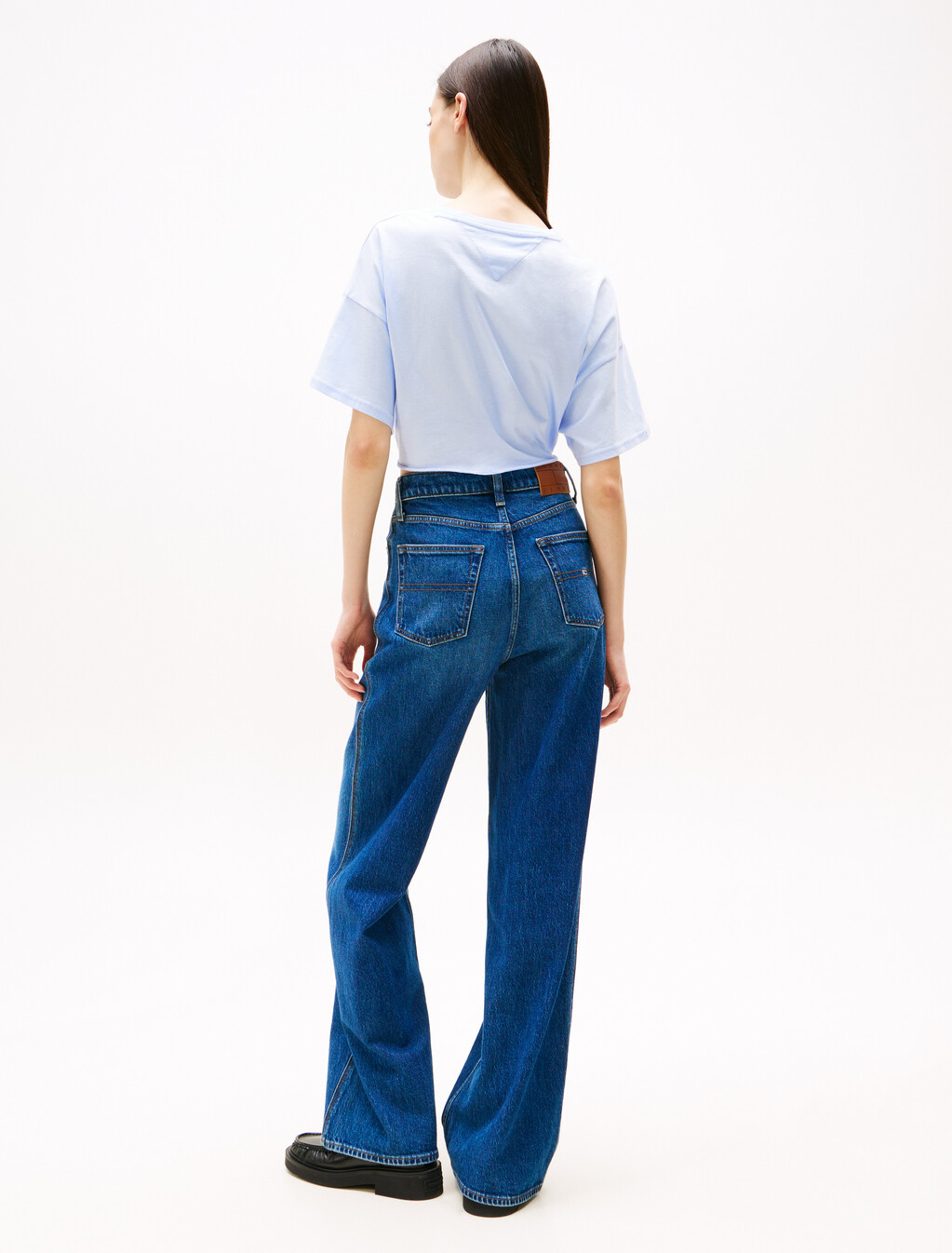 Tommy Badge Cropped Knot T-Shirt, Sweet Blue, hi-res