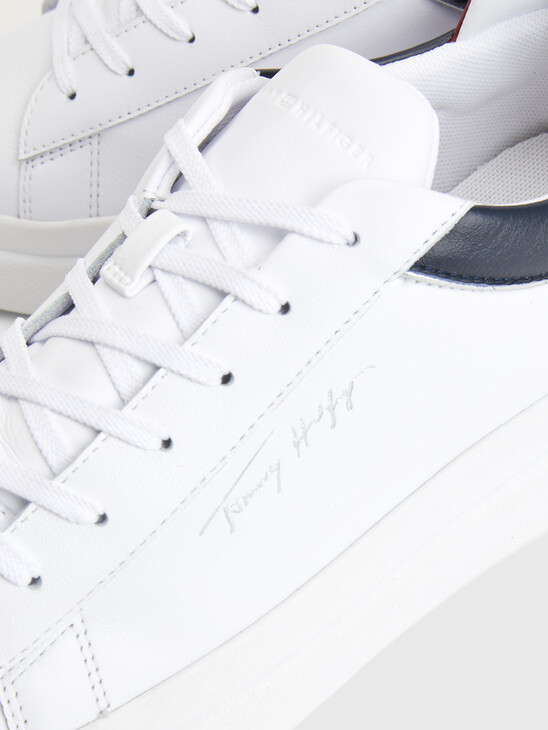 TOMMY HILFIGER FEMININE LEATHER SNEAKERS