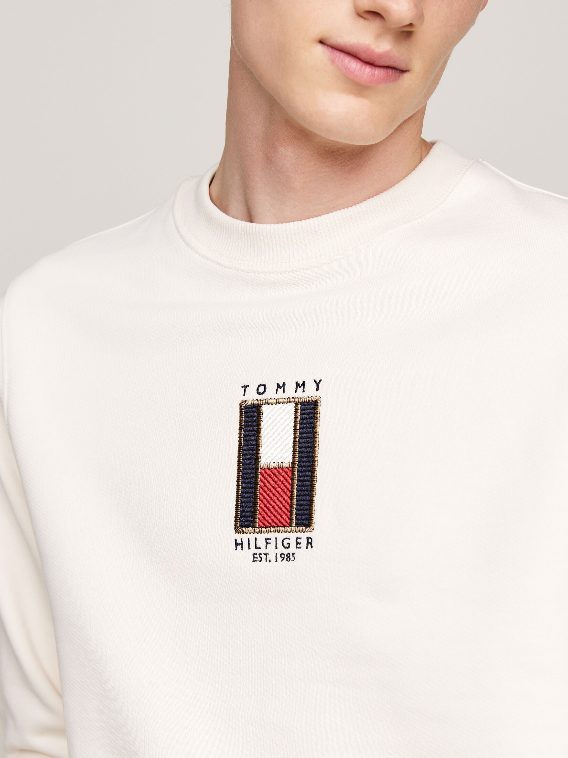 Tommy hilfiger white outlet