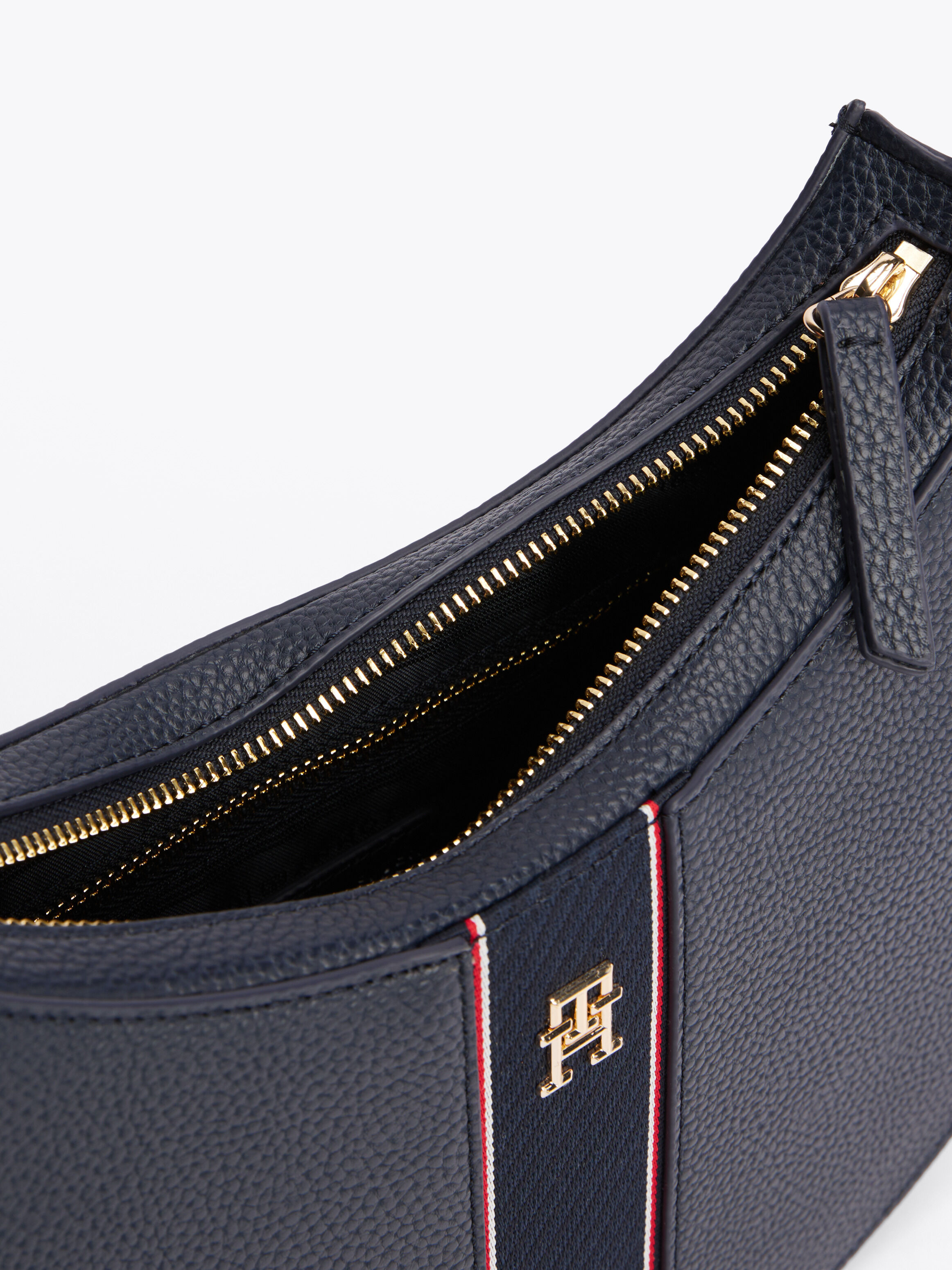 Tommy hilfiger hobo bag outlet