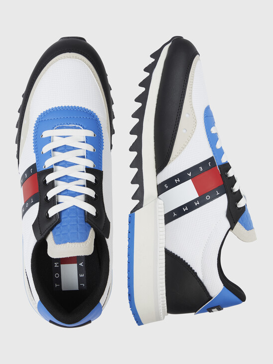 HALF-CLEATED LOW-TOP TRAINERS