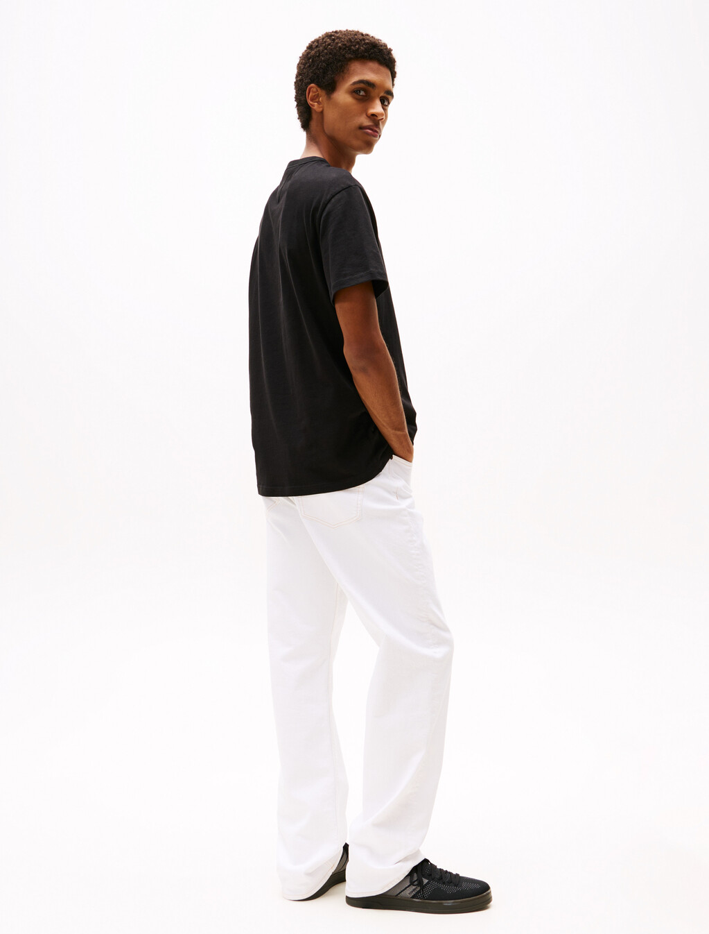Tommy Badge Crew Neck T-Shirt, Black, hi-res