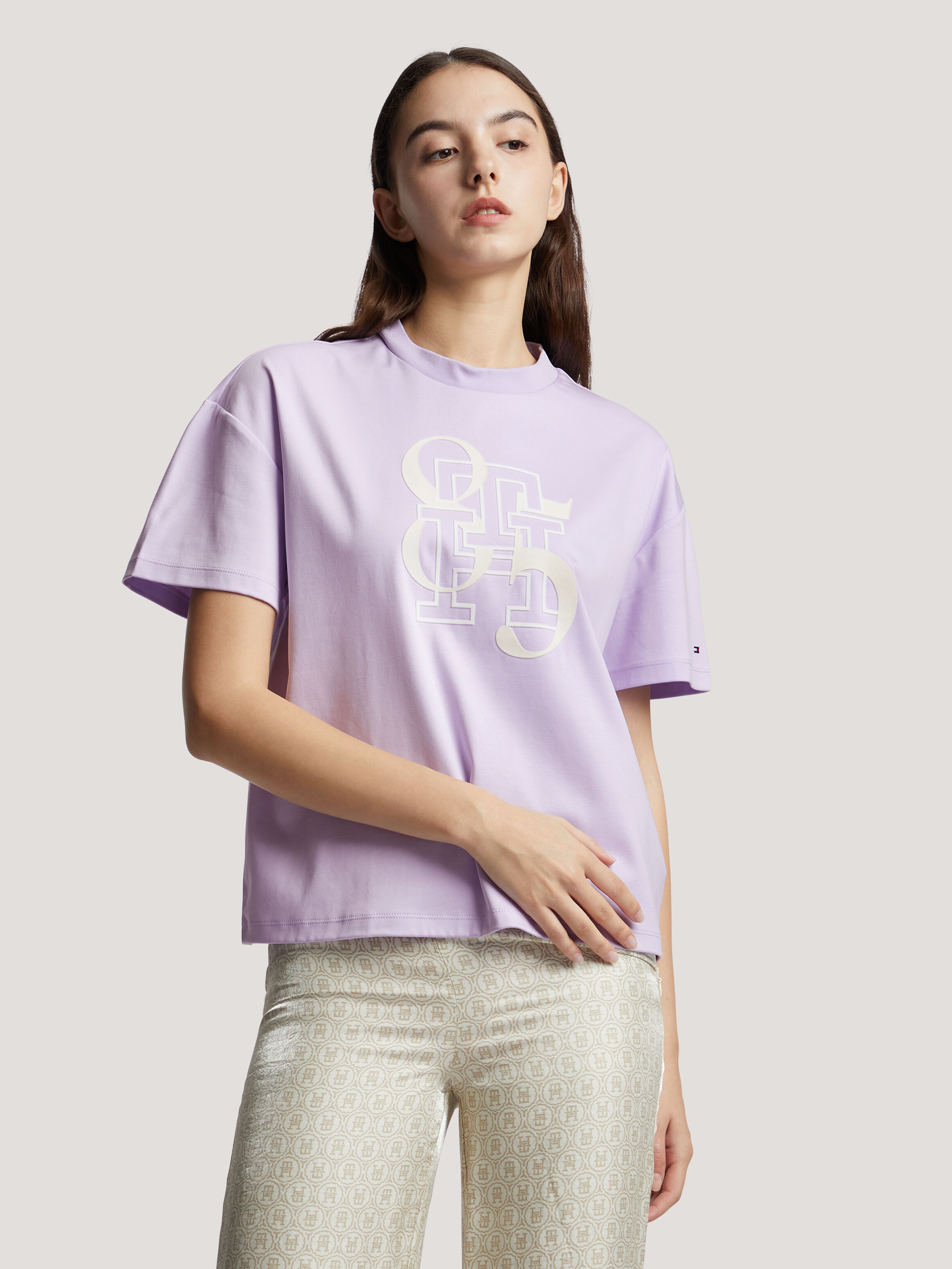 Purple tommy shop hilfiger t shirt