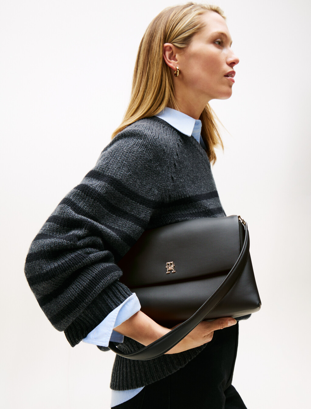 Modern Essential Shoulder Bag, Black, hi-res