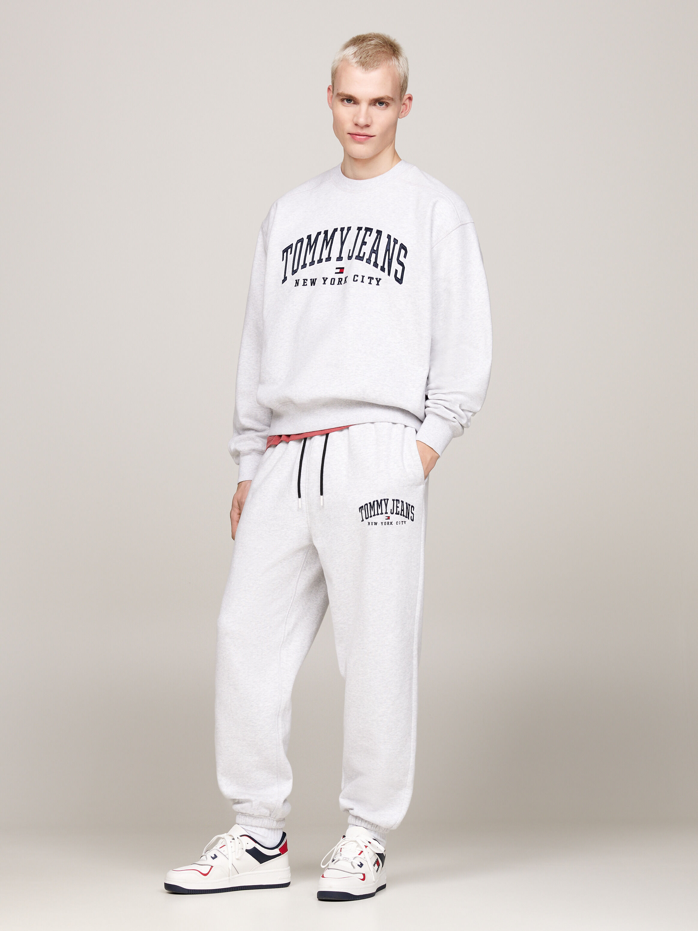 Tommy jeans have a nice day sweatshirt on sale