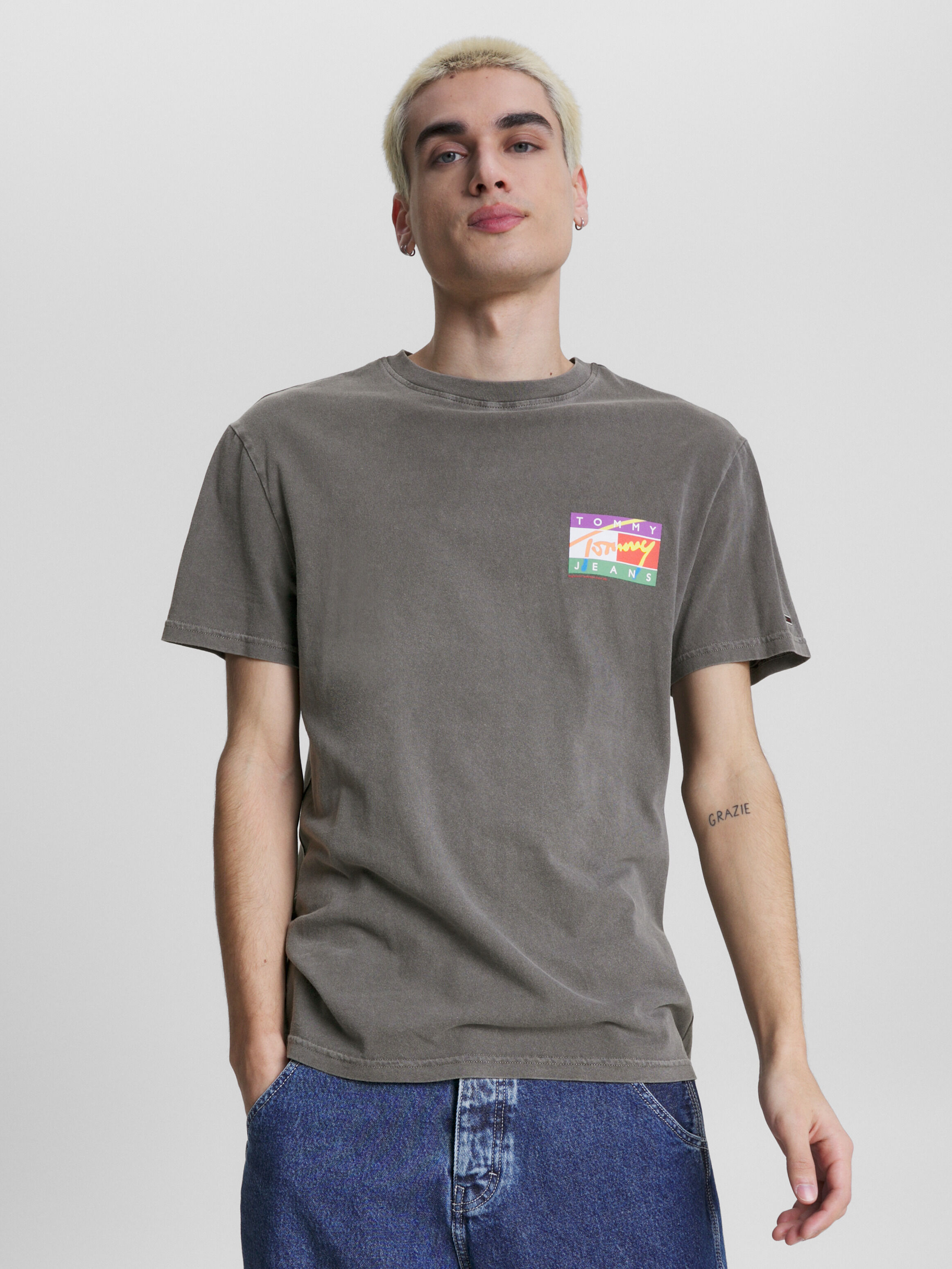 Urban outfitters tommy hilfiger on sale