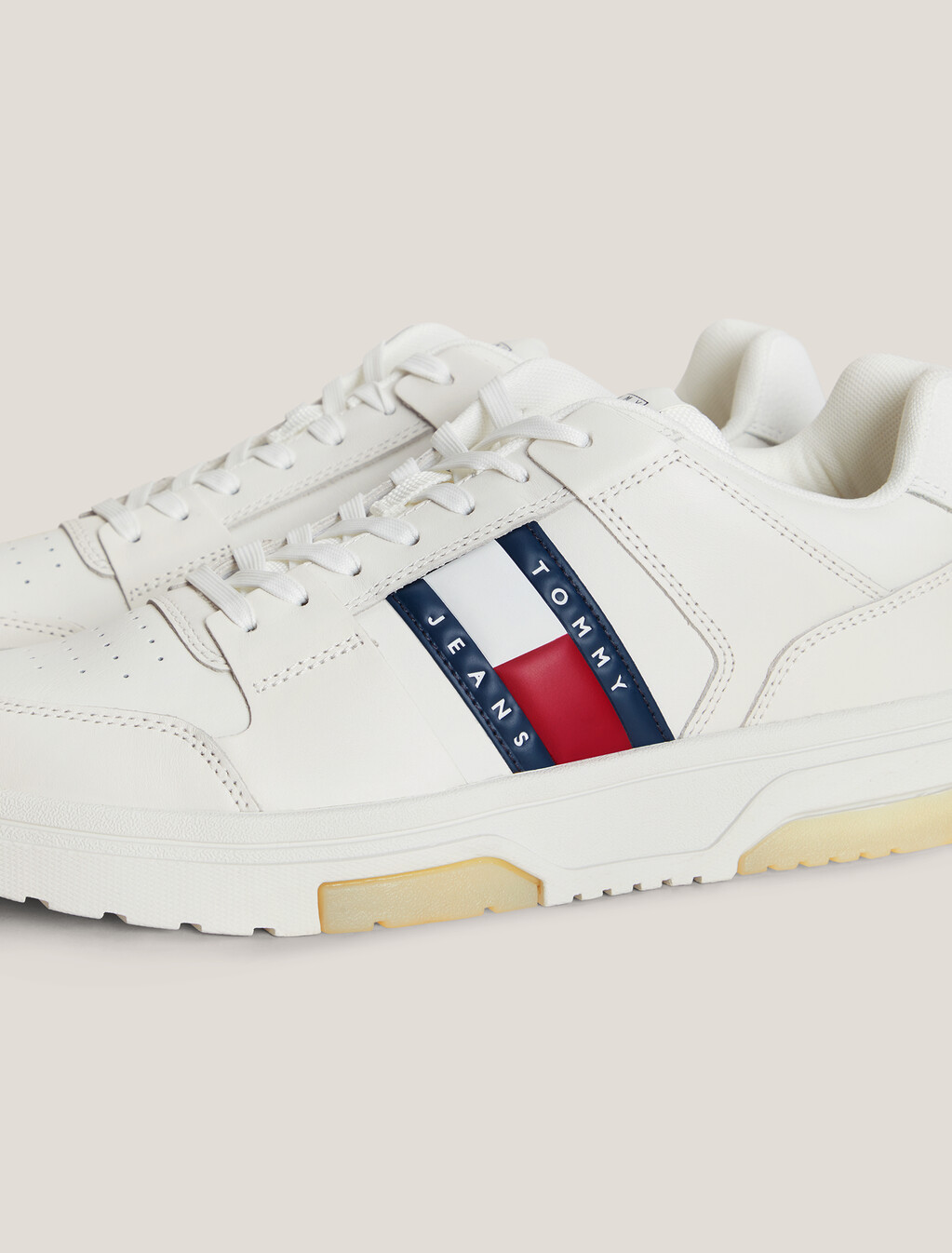 The Brooklyn Leather Fine Cleat Trainers, Ecru, hi-res
