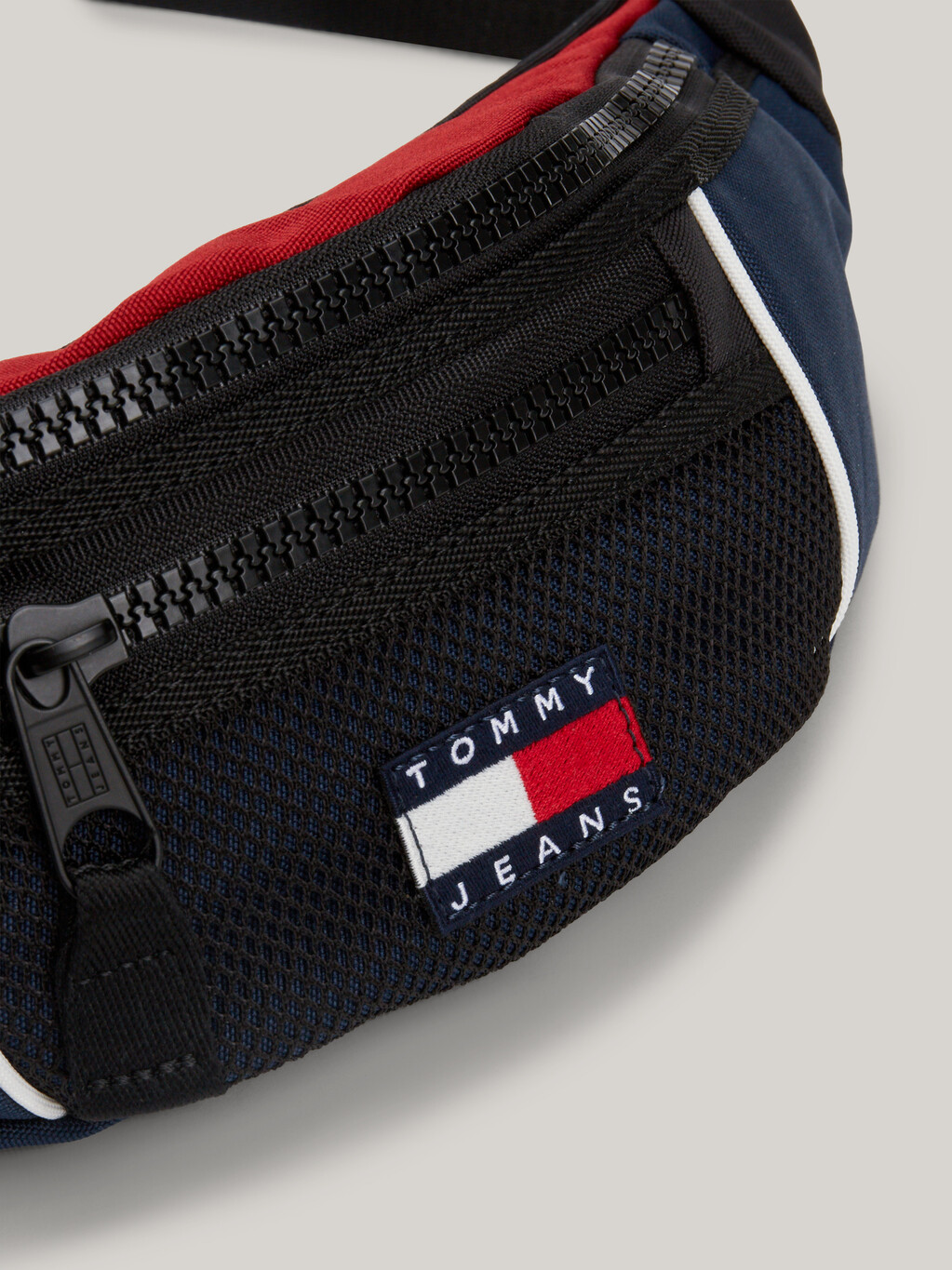 Heritage Colour-Blocked Bum Bag, Corporate, hi-res