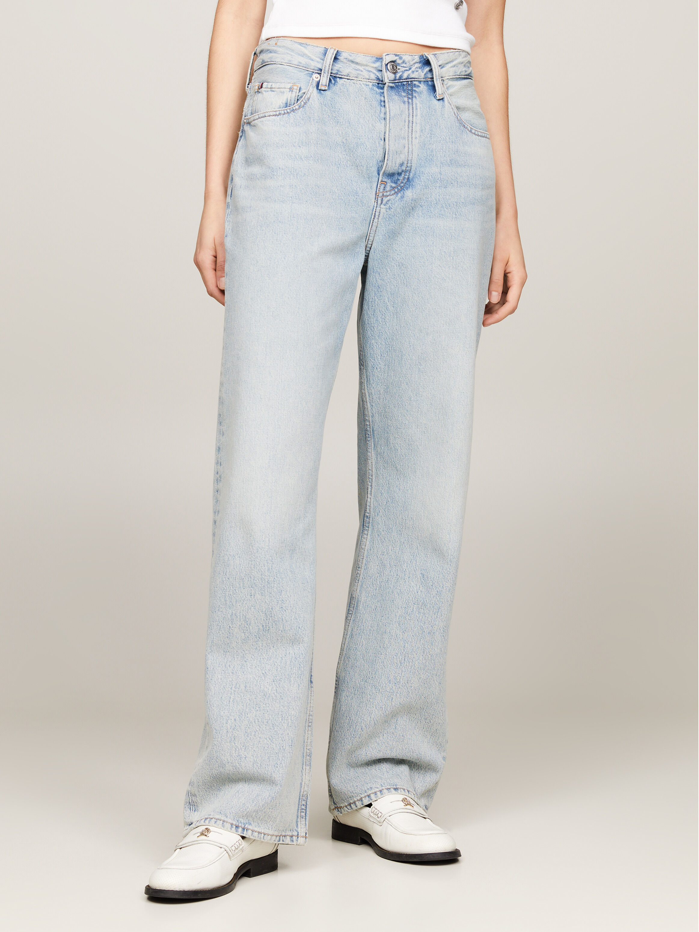 Tommy hilfiger women's straight leg jeans top