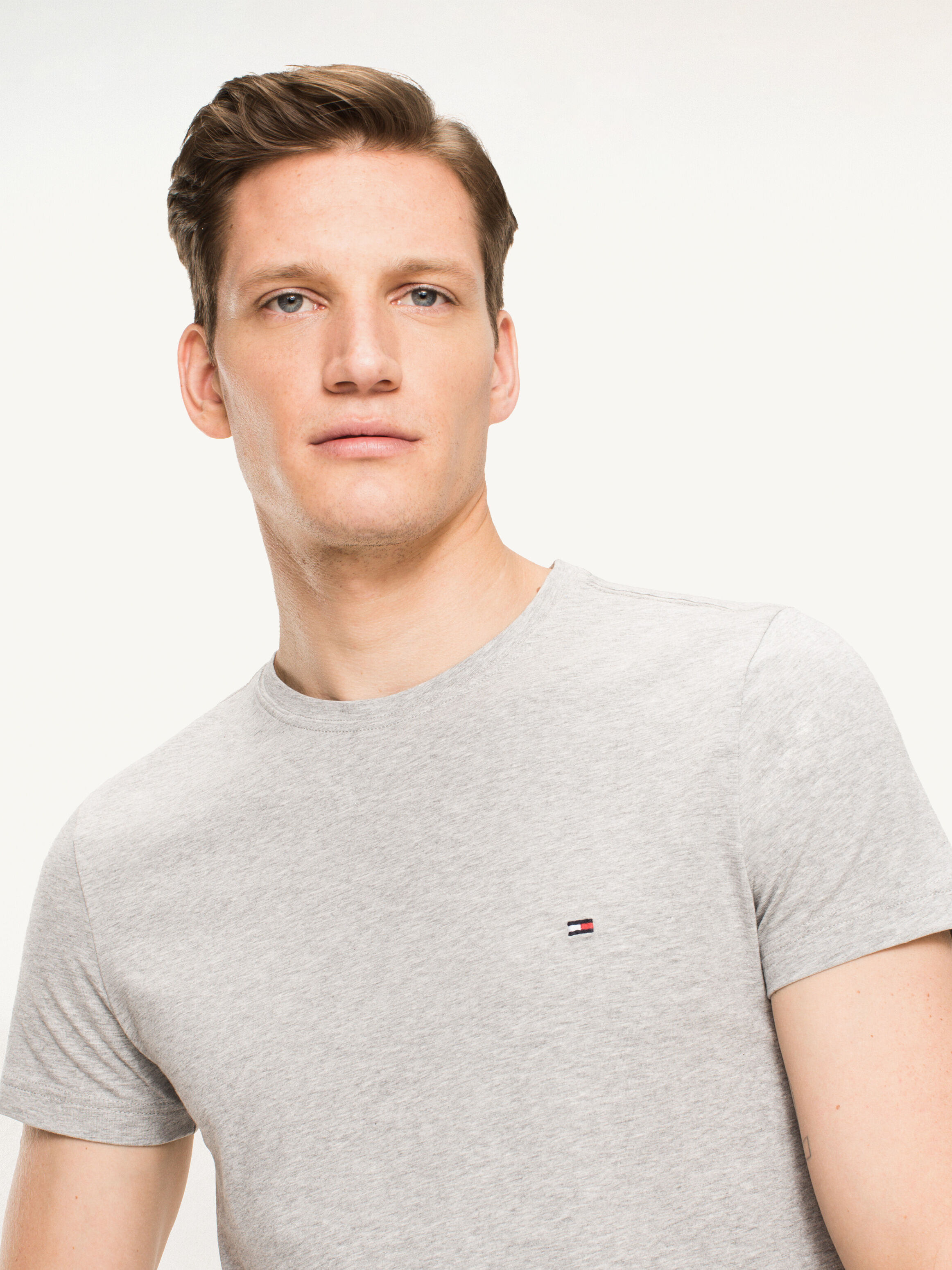 Tommy slim fit t shirt hot sale