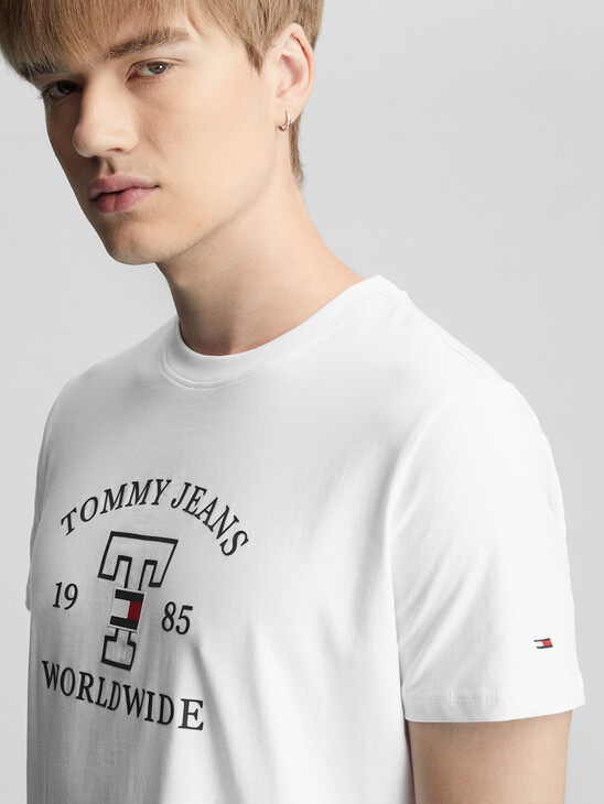 Tommy Jeans Worldwide Graphic T-Shirt