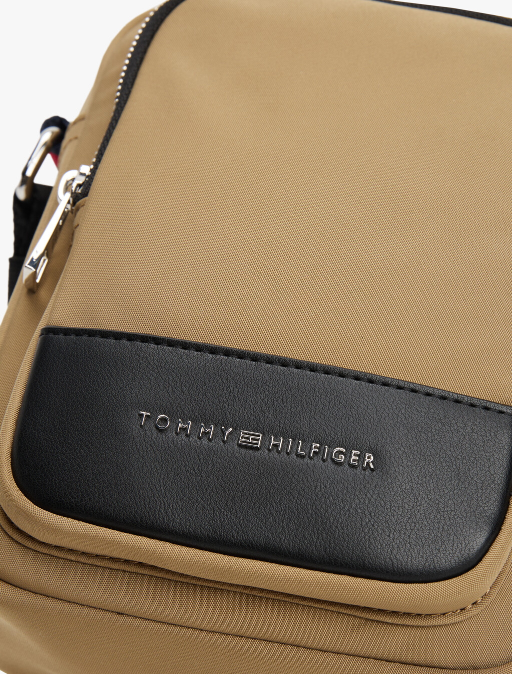 TH Business Metal Logo Reporter Bag, Sandalwood, hi-res