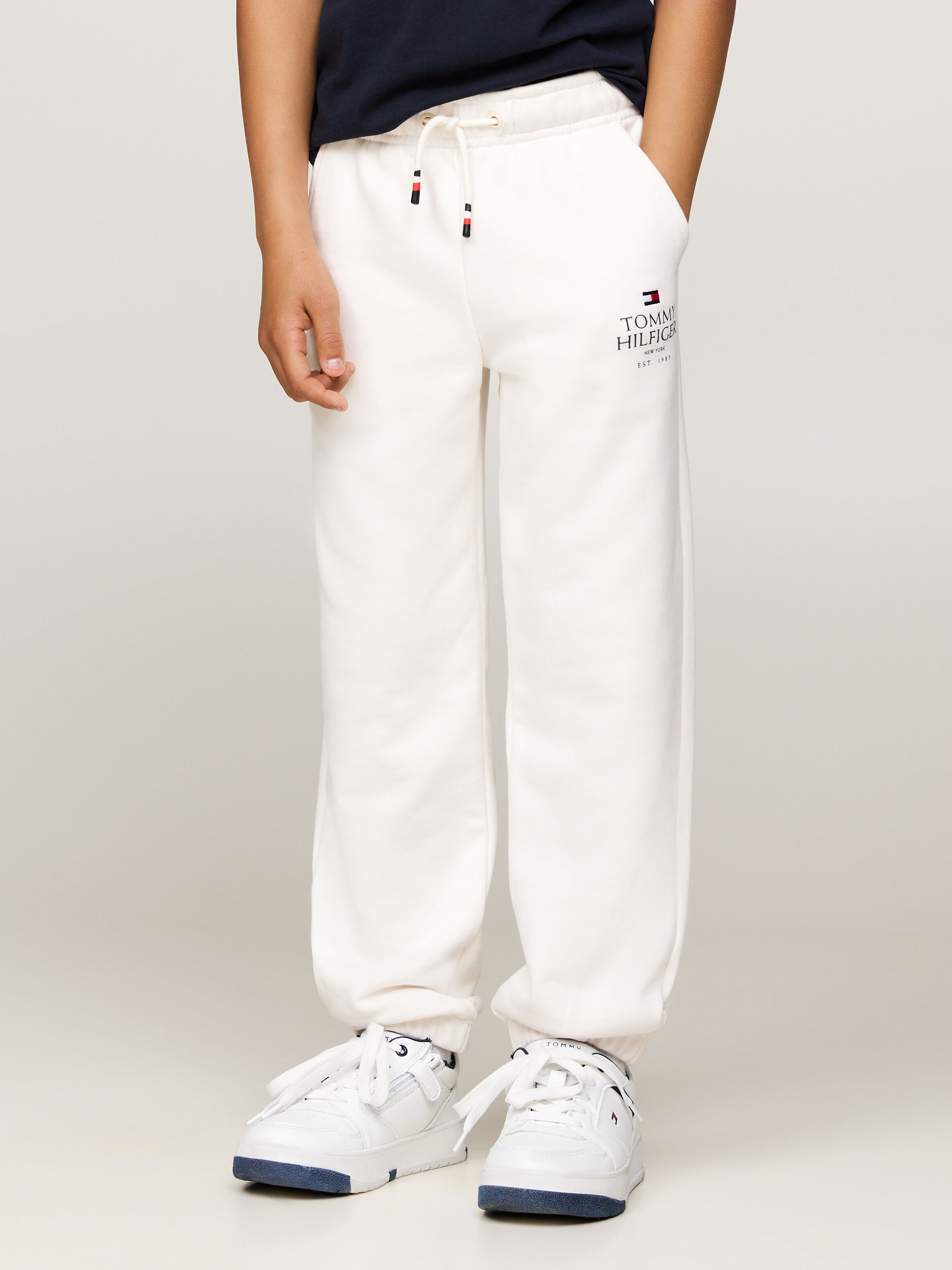 Tommy jeans joggers top