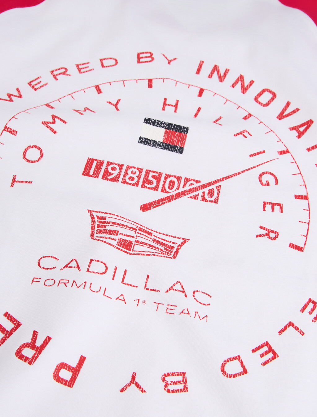TH x Cadillac F1&reg; 車隊後背圖案連肩 T 恤, White / Red, hi-res