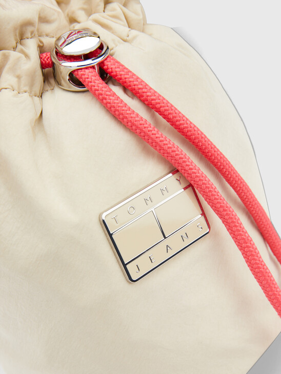 ROPE HANDLE BUCKET BAG