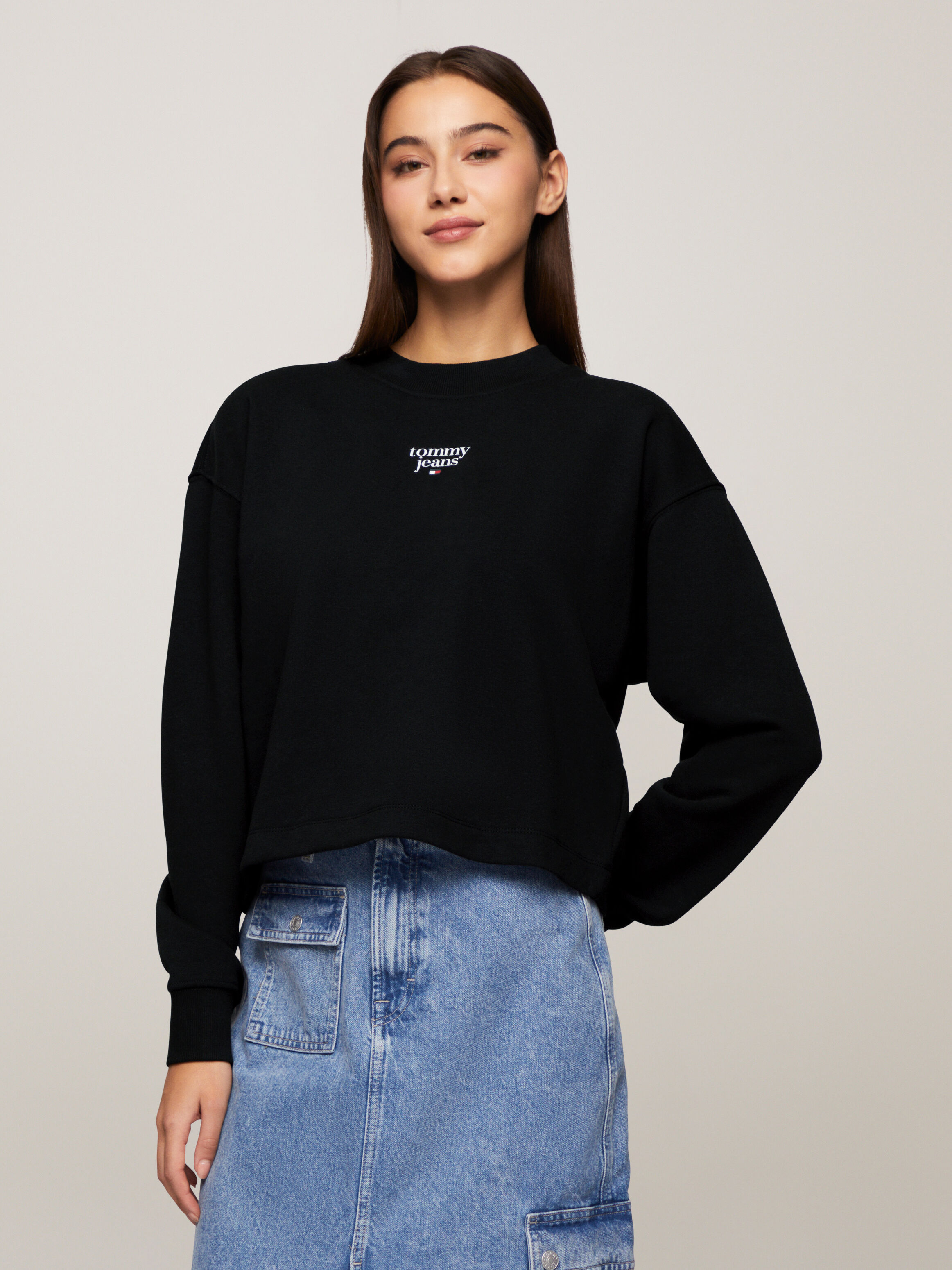 Tommy cropped sweatshirt on sale