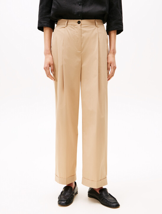 Lightweight Relaxed Straight Leg Chinos