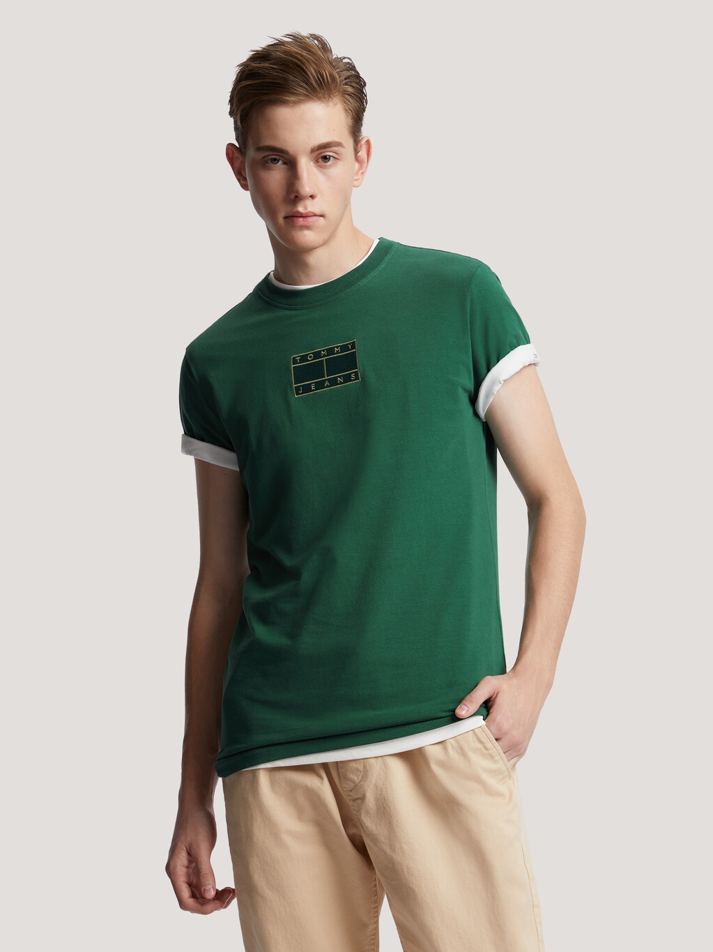 旗幟刺繡標準版型 T 恤, Court Green, hi-res
