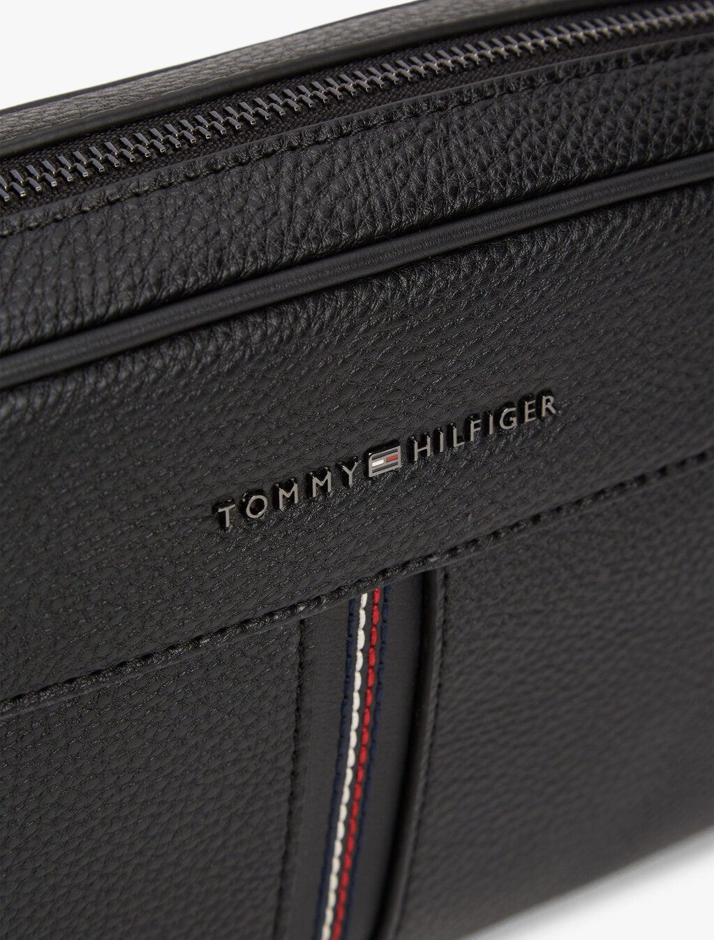 Metal Logo Pebble Grain Pouch, Black, hi-res