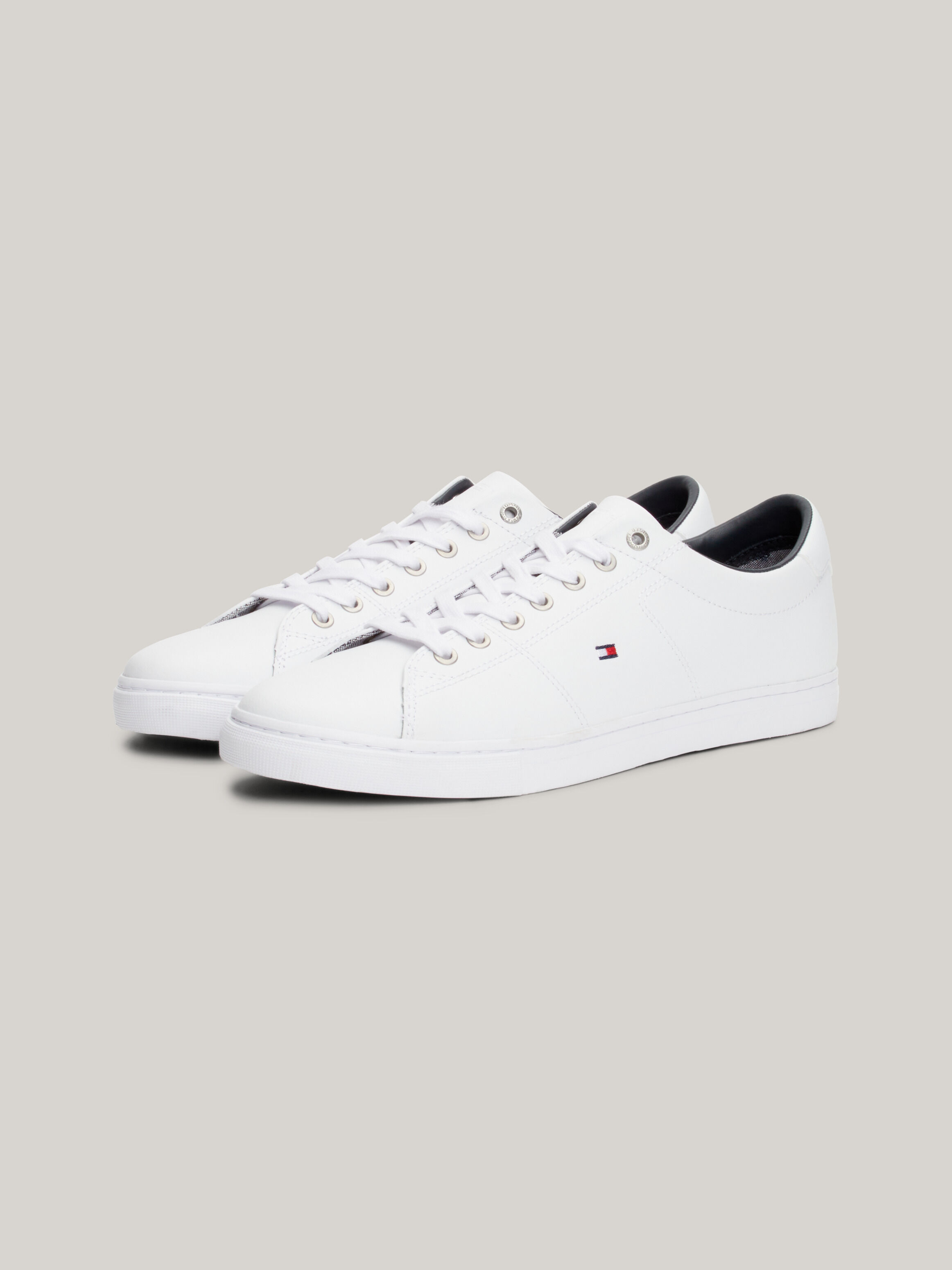 Tommy hilfiger white leather trainers top