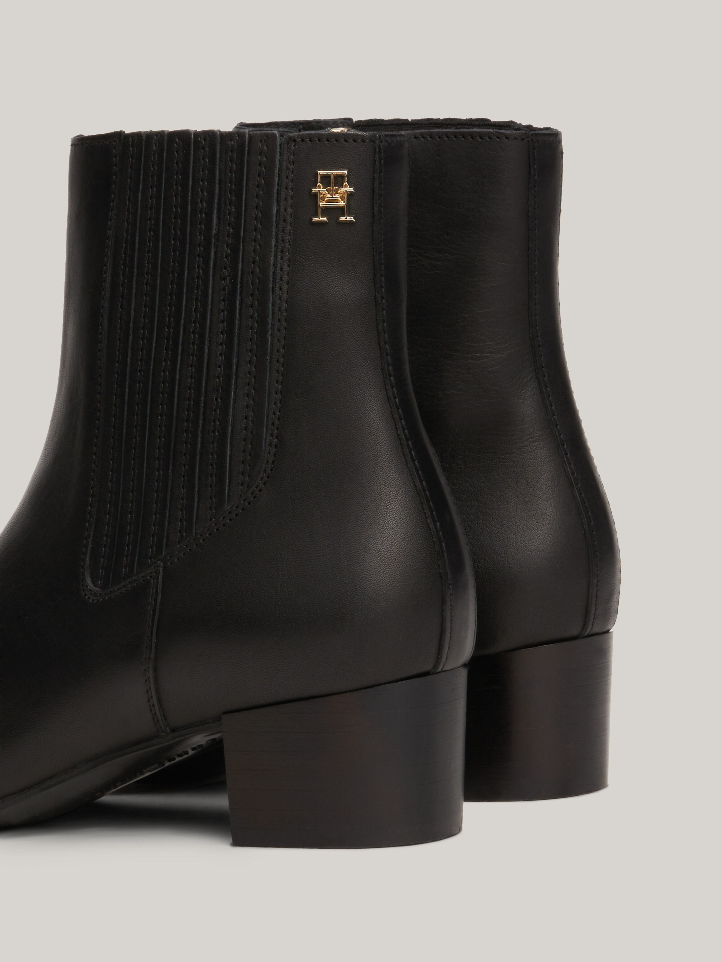 Boots Tommy Hilfiger Hong Kong