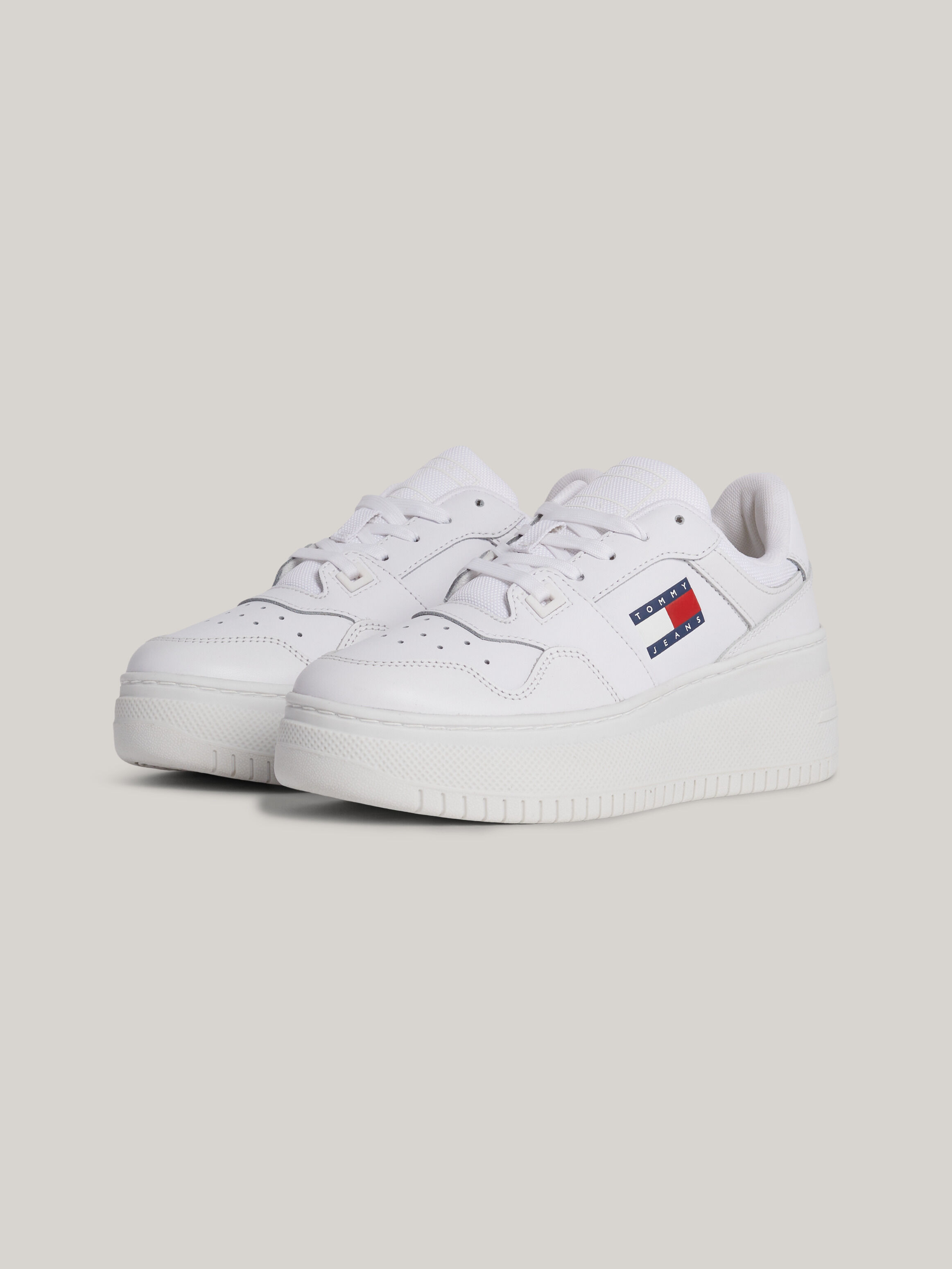 Tommy hilfiger city 2025 iconic knitted trainers