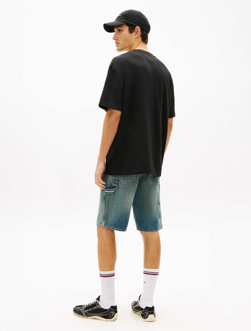 Relaxed Bear Short Sleeve T-Shirt, Black, hi-res